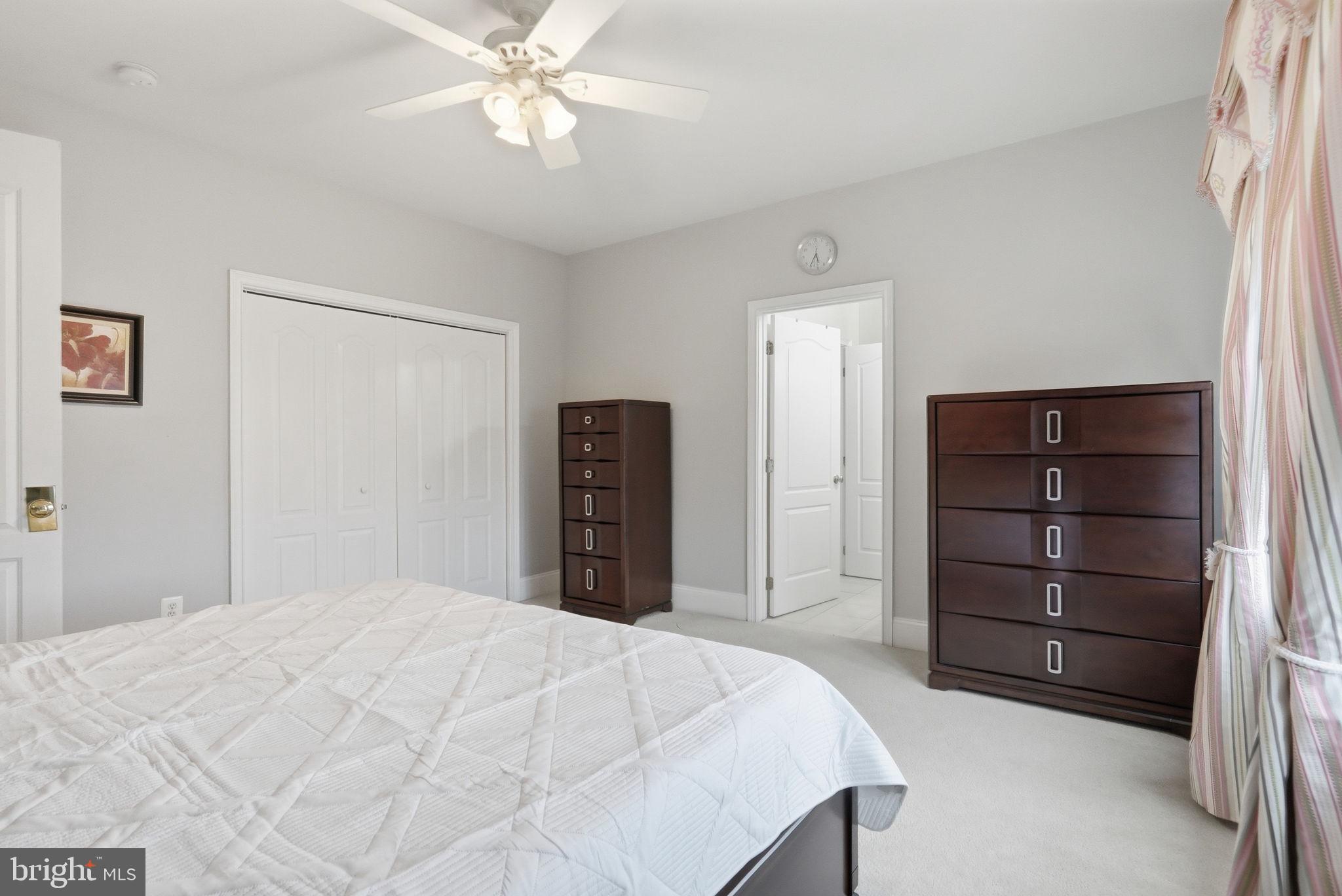 RIVERCREST - Residential