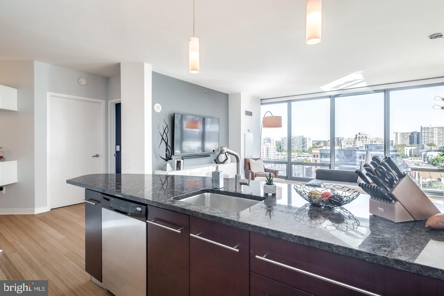 RITTENHOUSE SQUARE - Residential Lease