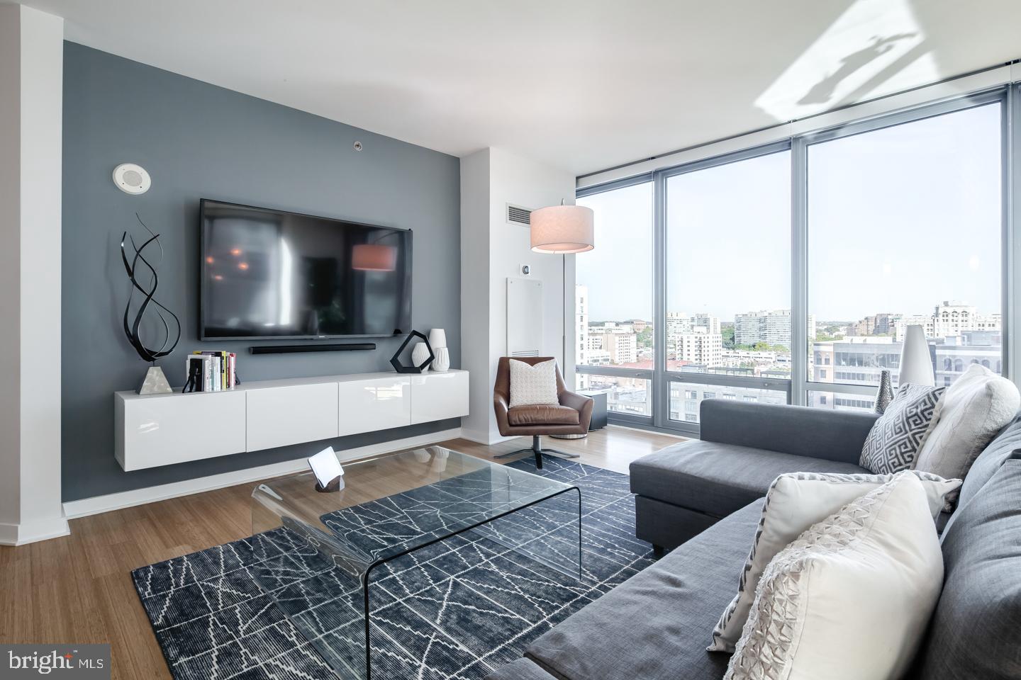 RITTENHOUSE SQUARE - Residential Lease