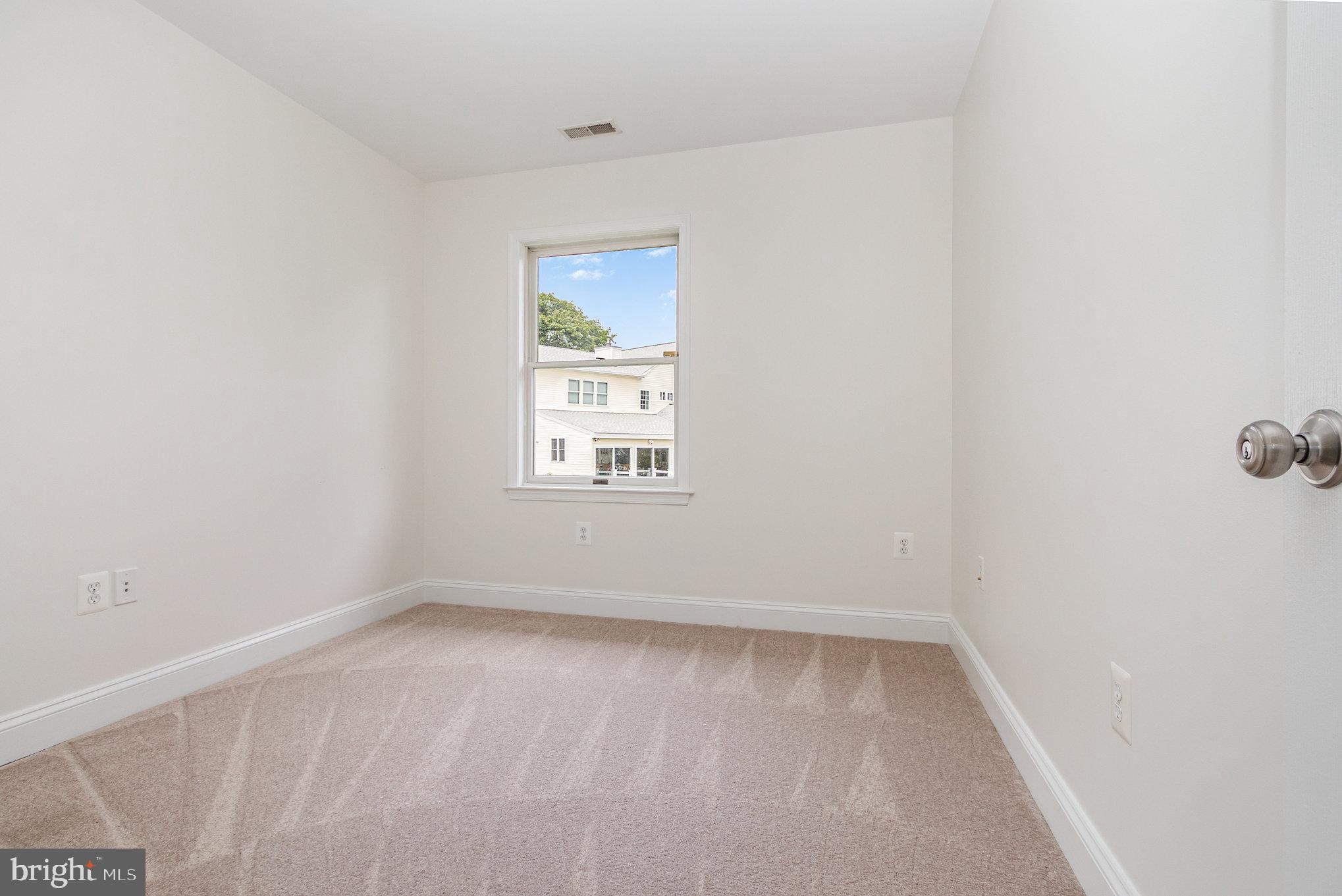 BAR HARBOR - Residential Lease