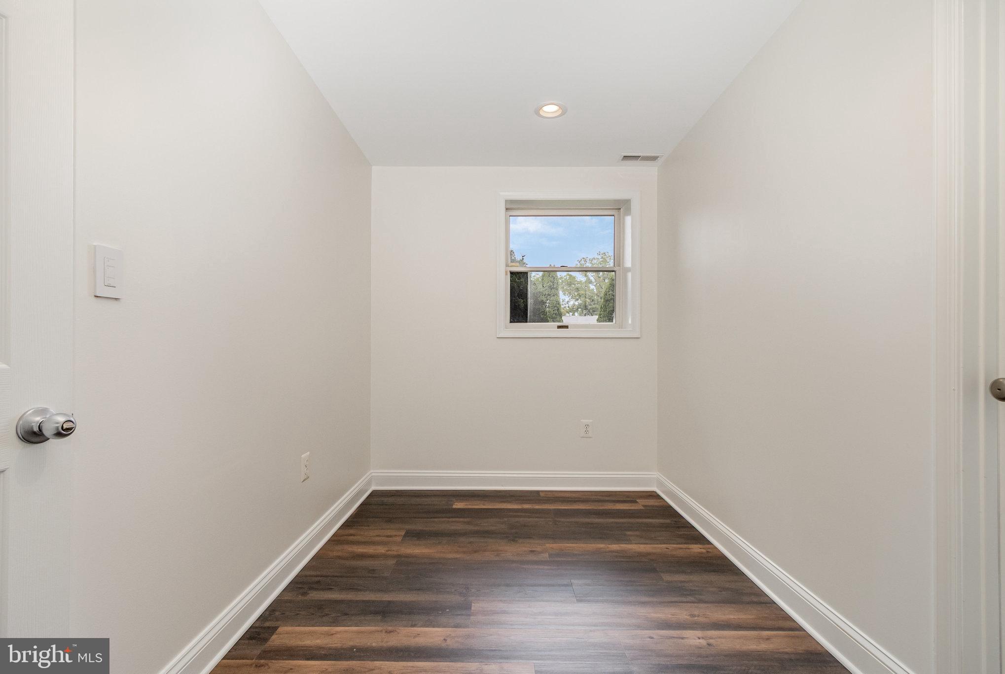 BAR HARBOR - Residential Lease