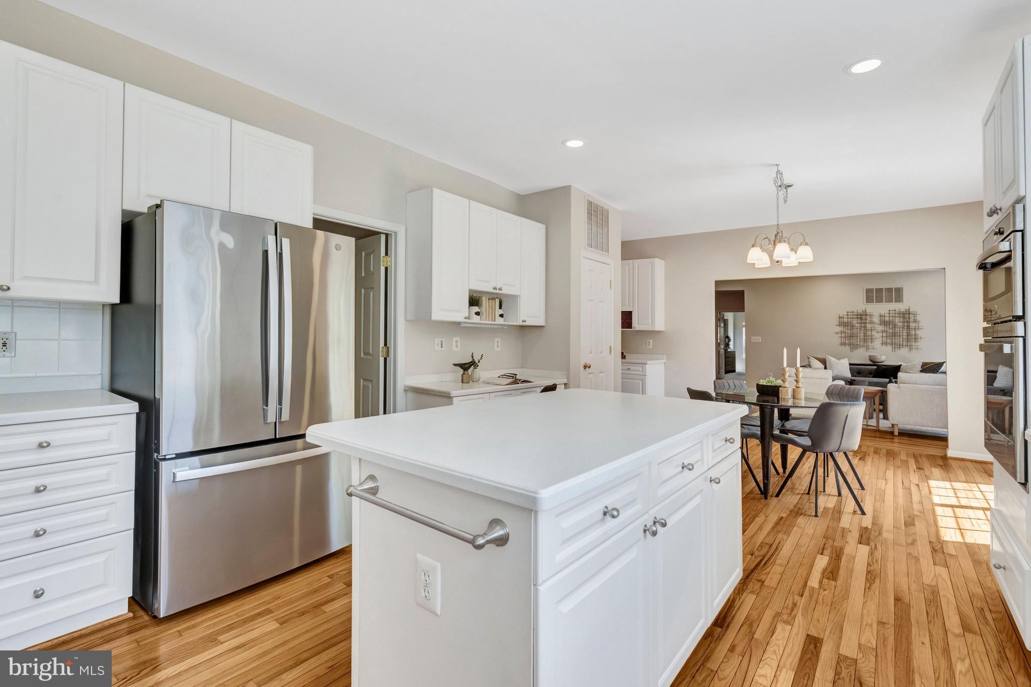 309 AYRLEE AVENUE NW