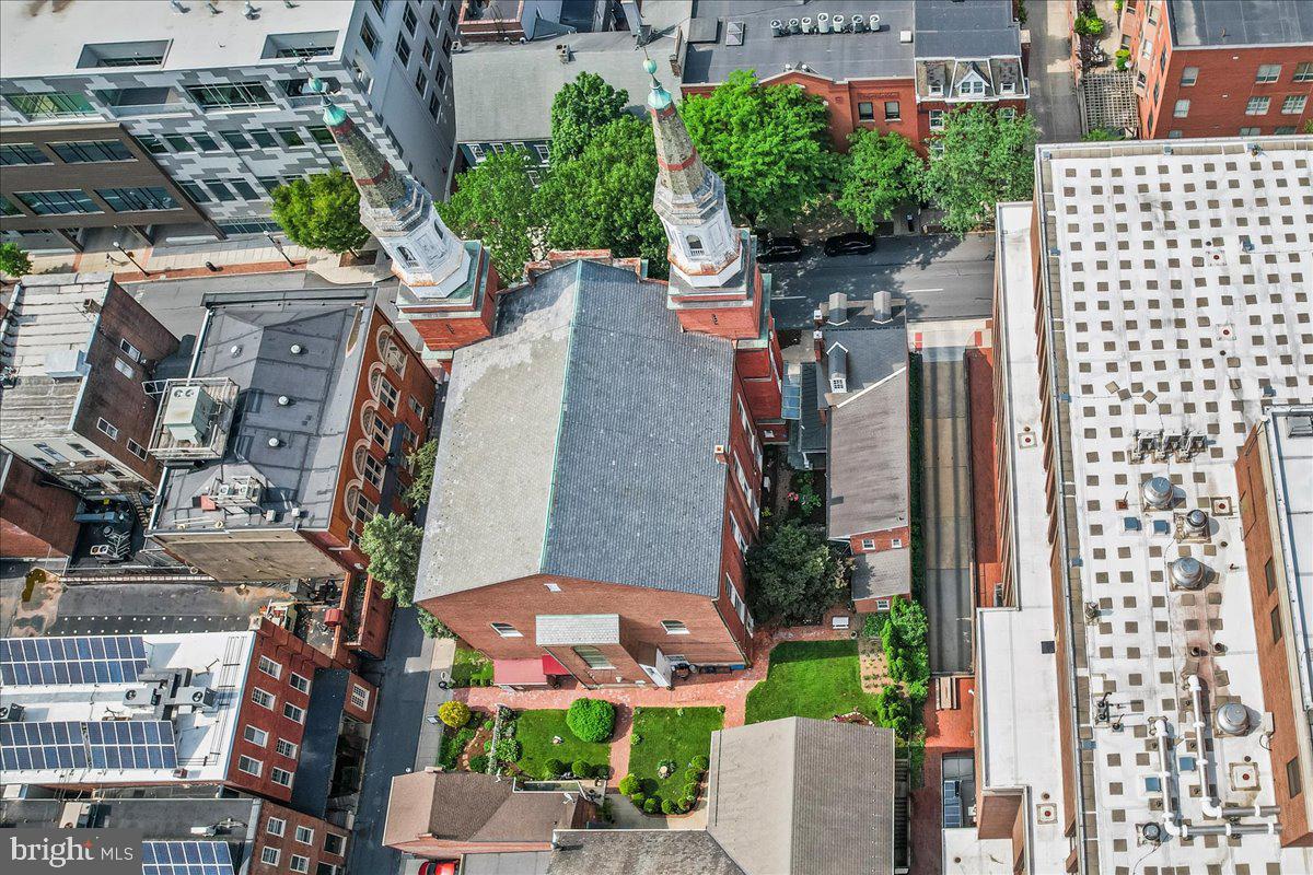 LANCASTER HISTORIC DISTR. - Commercial Sale