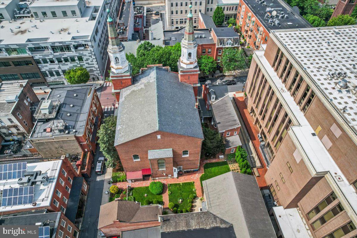 LANCASTER HISTORIC DISTR. - Commercial Sale