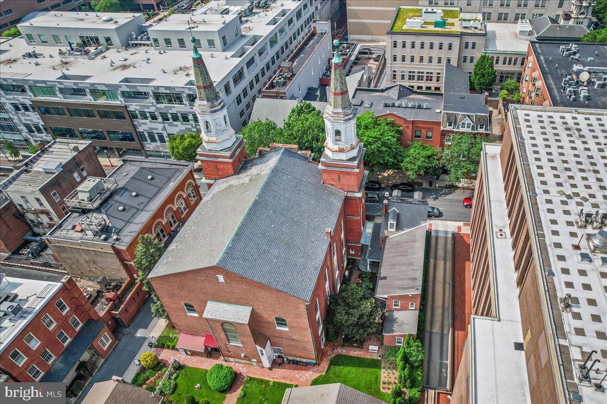 LANCASTER HISTORIC DISTR. - Commercial Sale