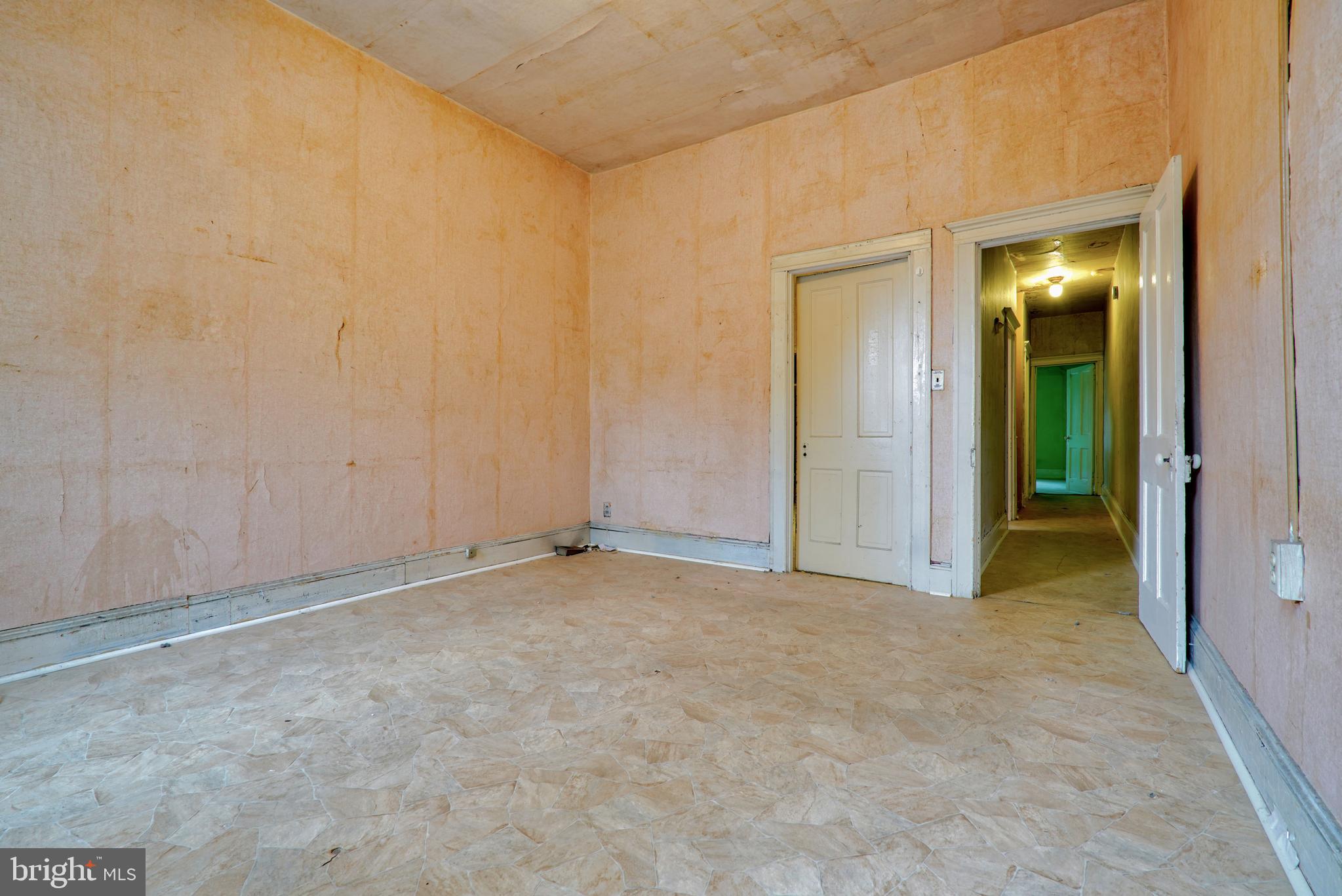 RESERVOIR HILL - Residential