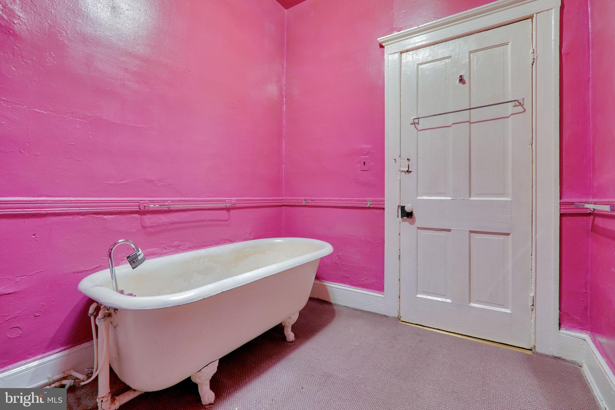 RESERVOIR HILL - Residential