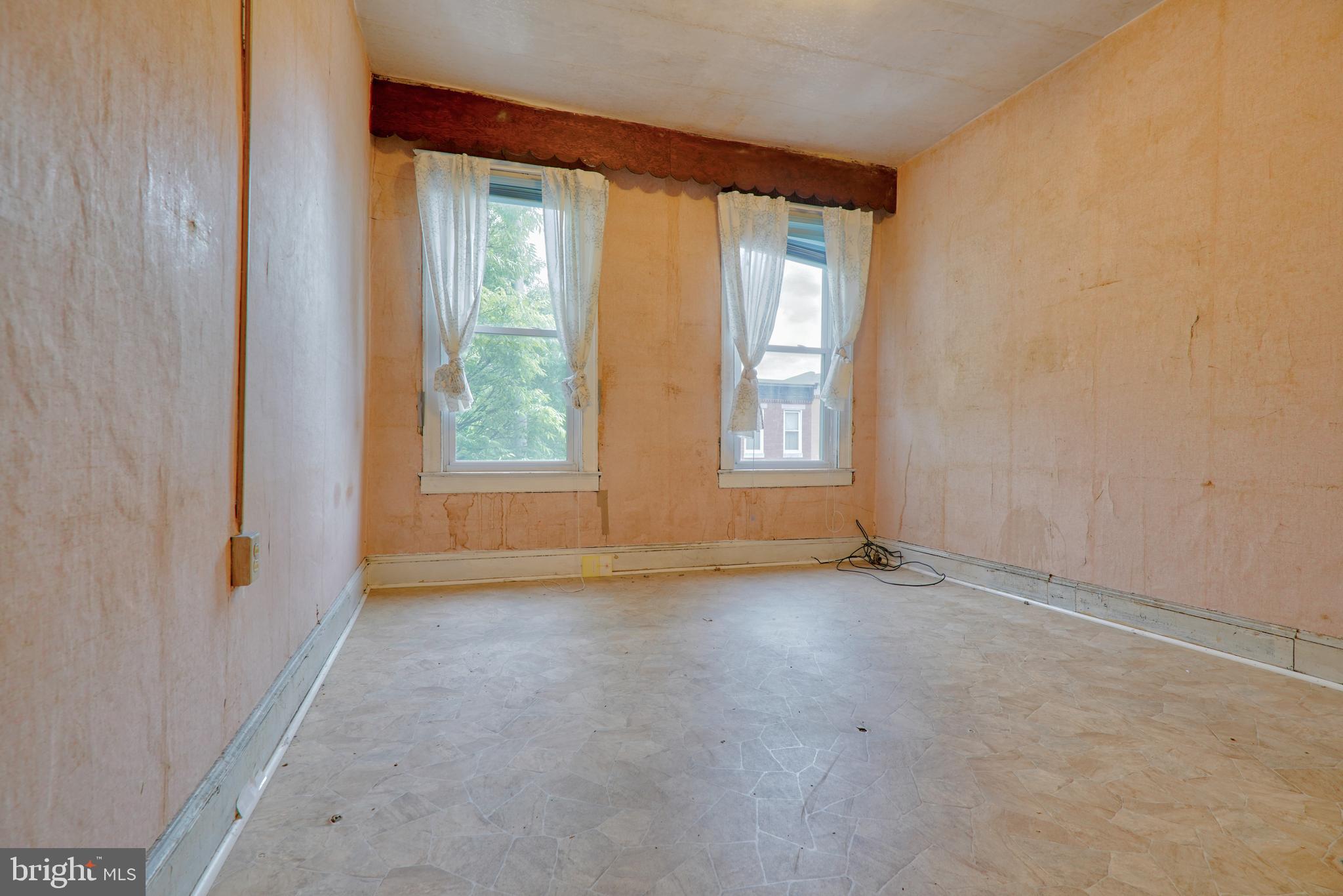 RESERVOIR HILL - Residential