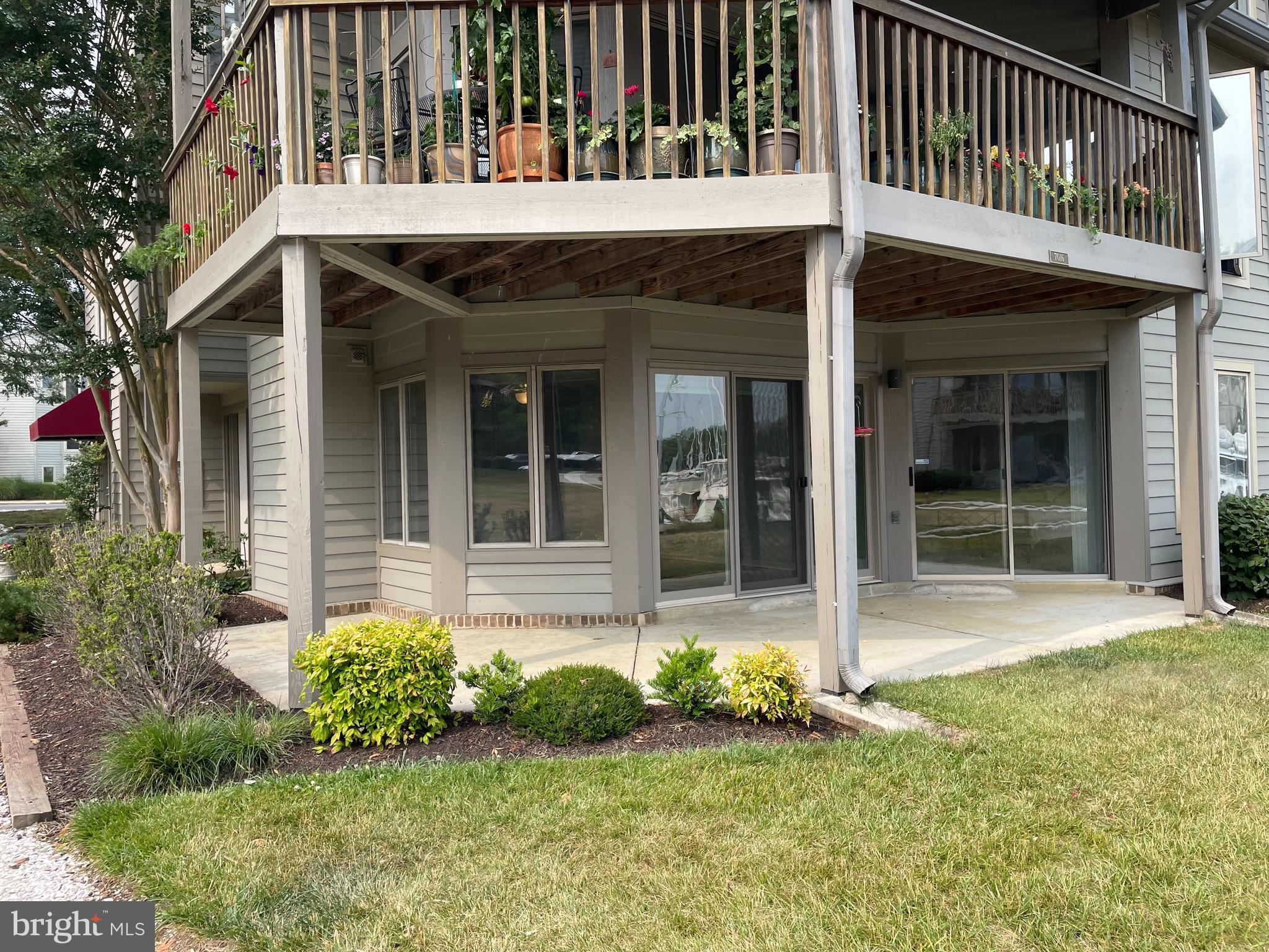 CHESAPEAKE HARBOUR - Residential