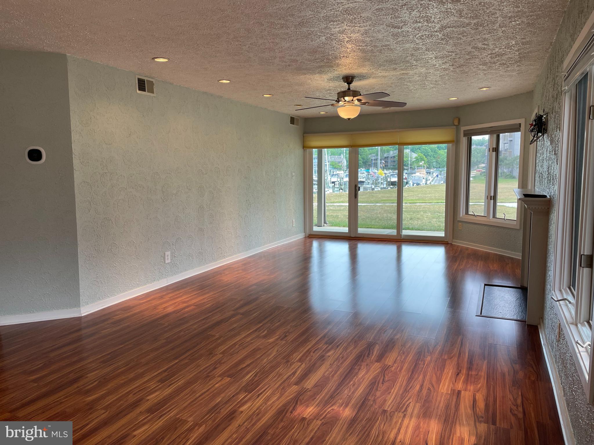 CHESAPEAKE HARBOUR - Residential