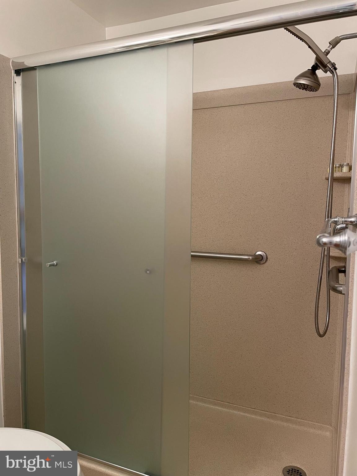 CHESAPEAKE HARBOUR - Residential