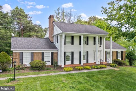 137 S RIVER ROAD FRONT ROYAL VA 22630