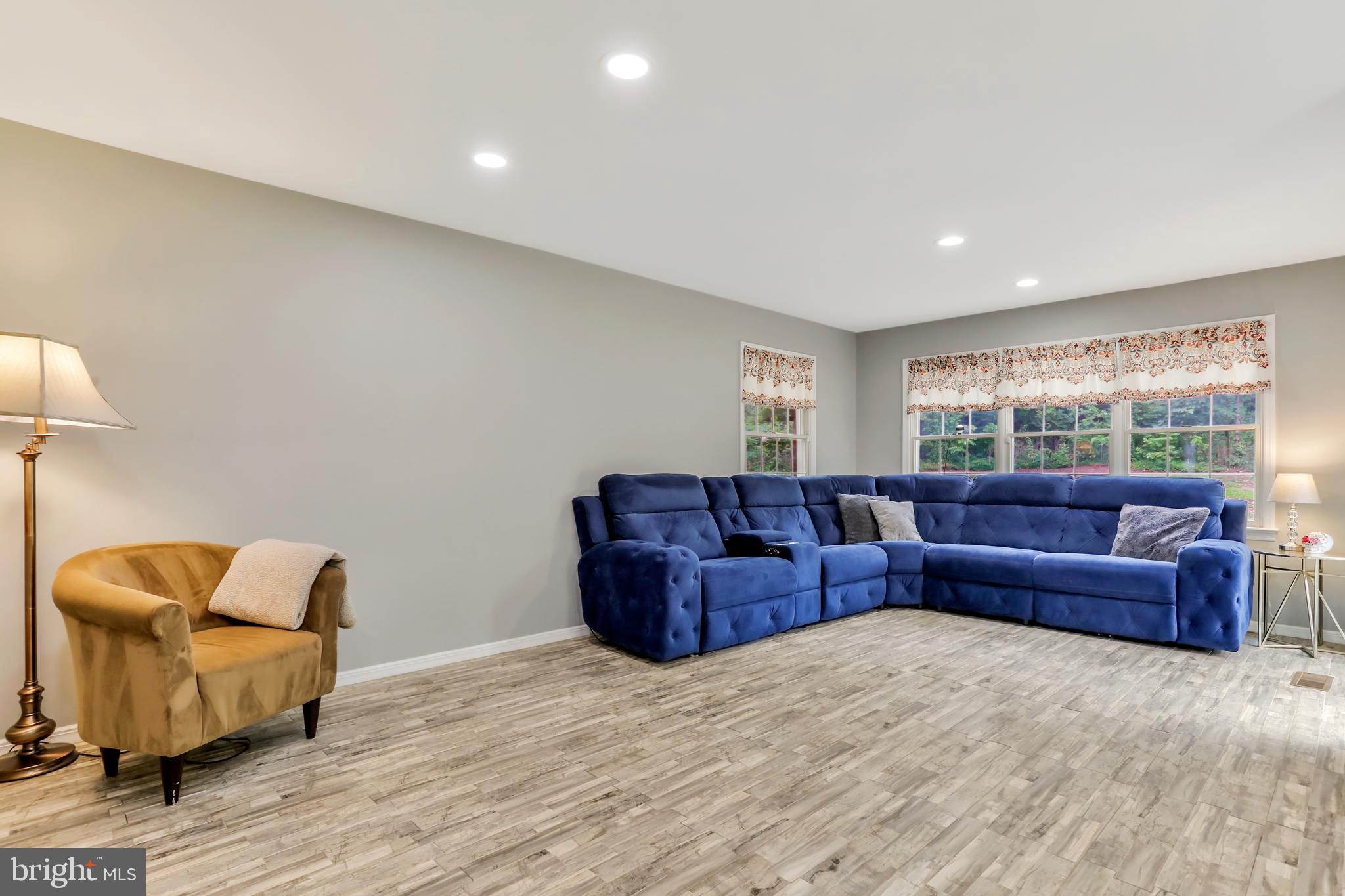 MERCERSBURG - Residential