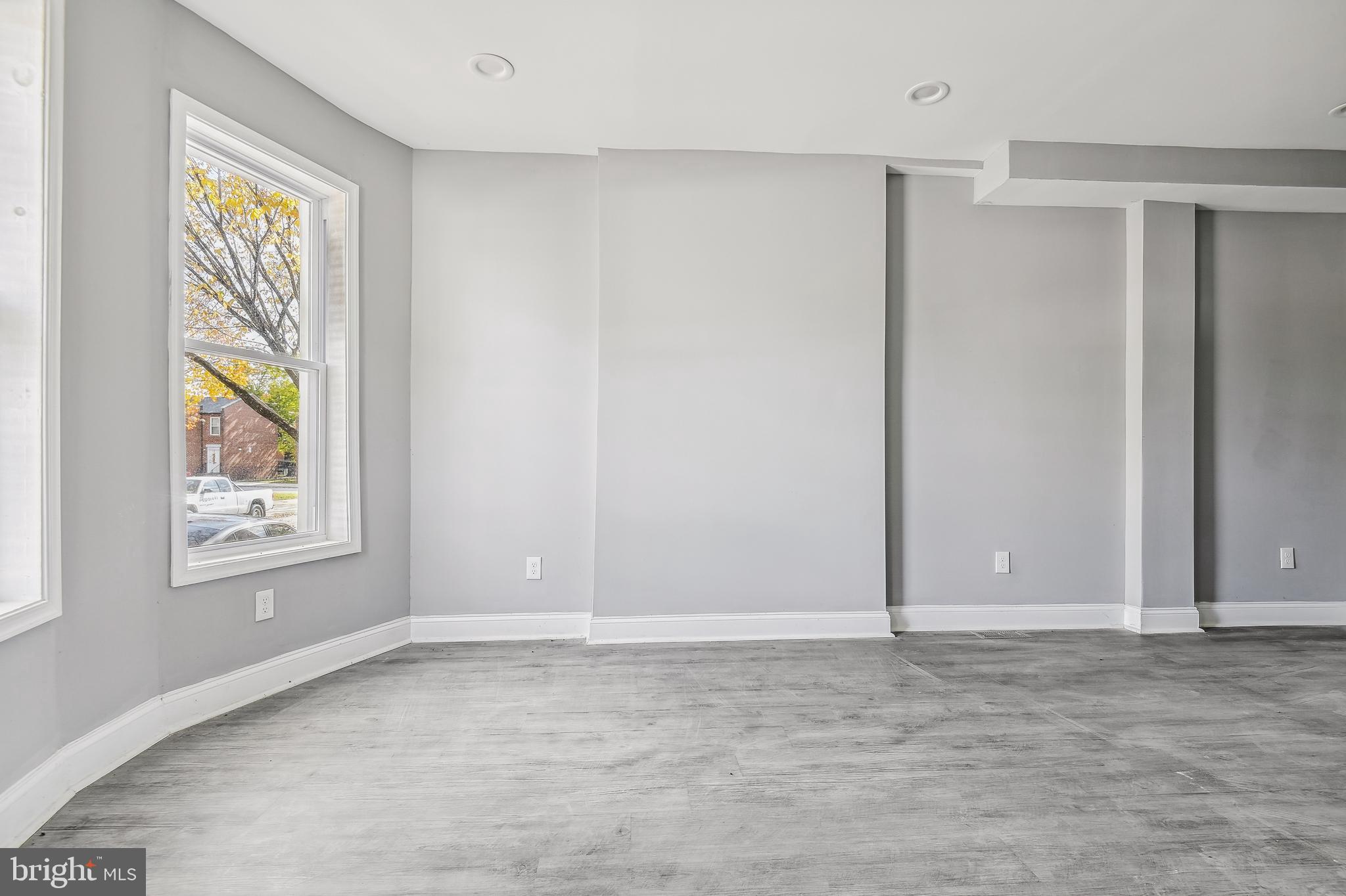 OLIVER - Residential