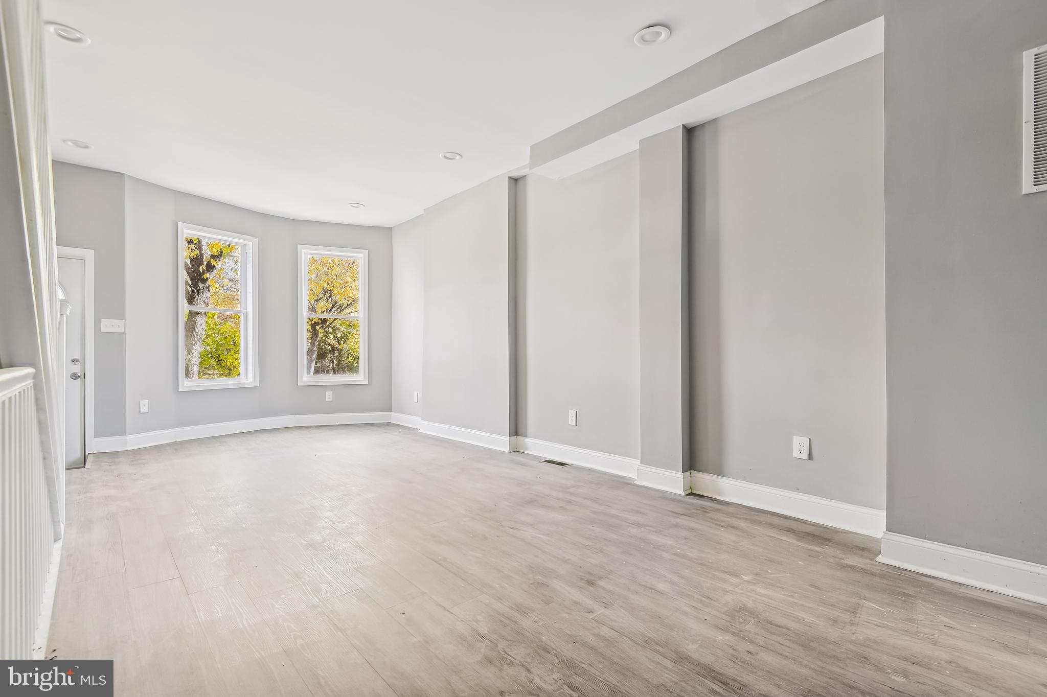 OLIVER - Residential