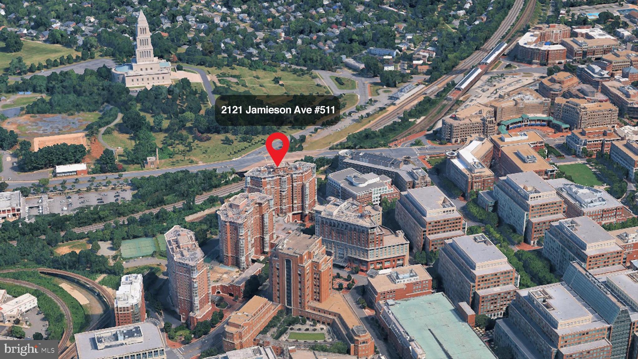 CARLYLE TOWERS CONDOMINIUM - Residential