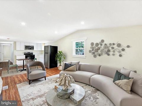 215 FRYSVILLE ROAD HELLAM PA 17406