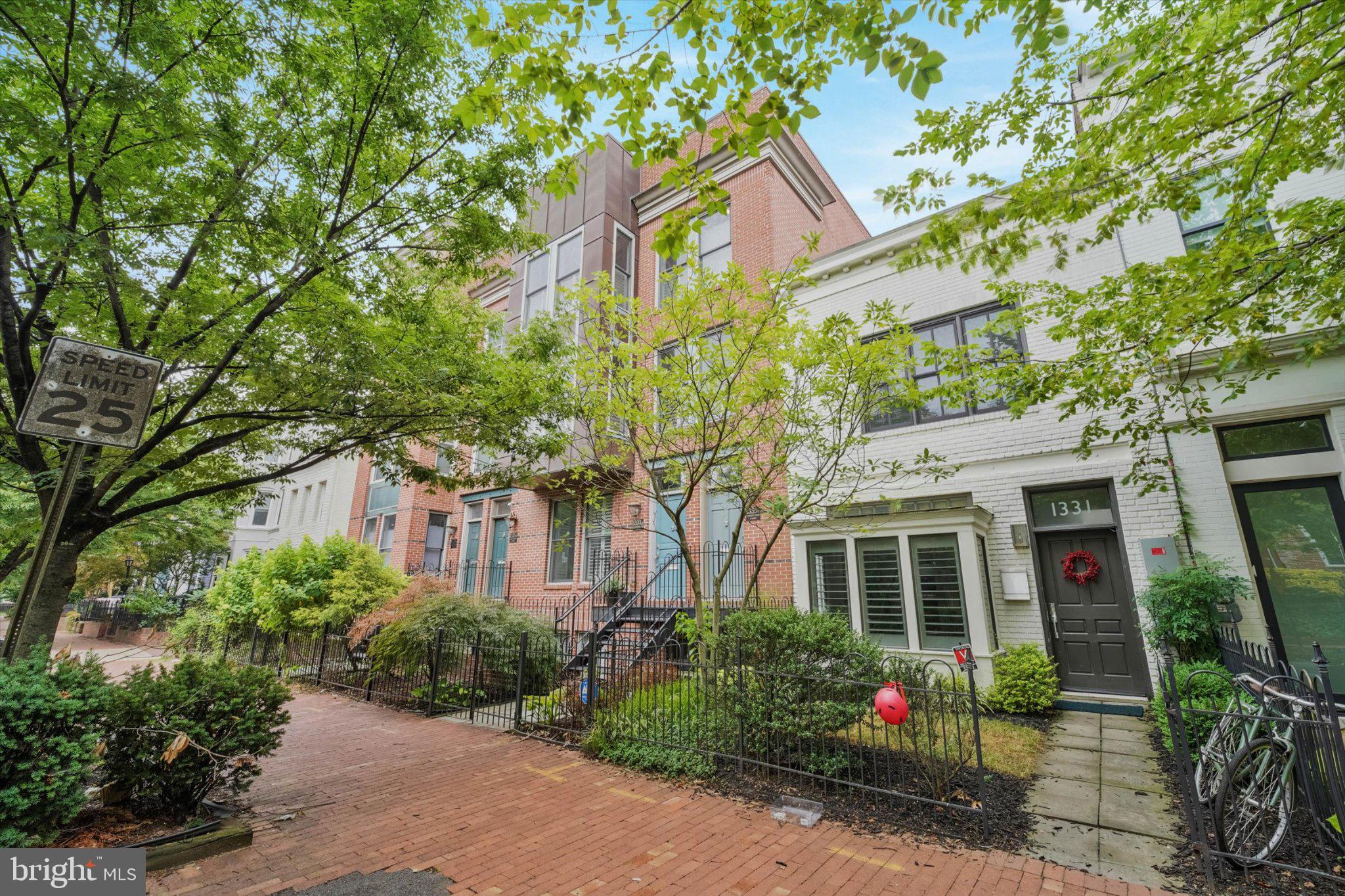 1333 CONSTITUTION AVENUE NE B