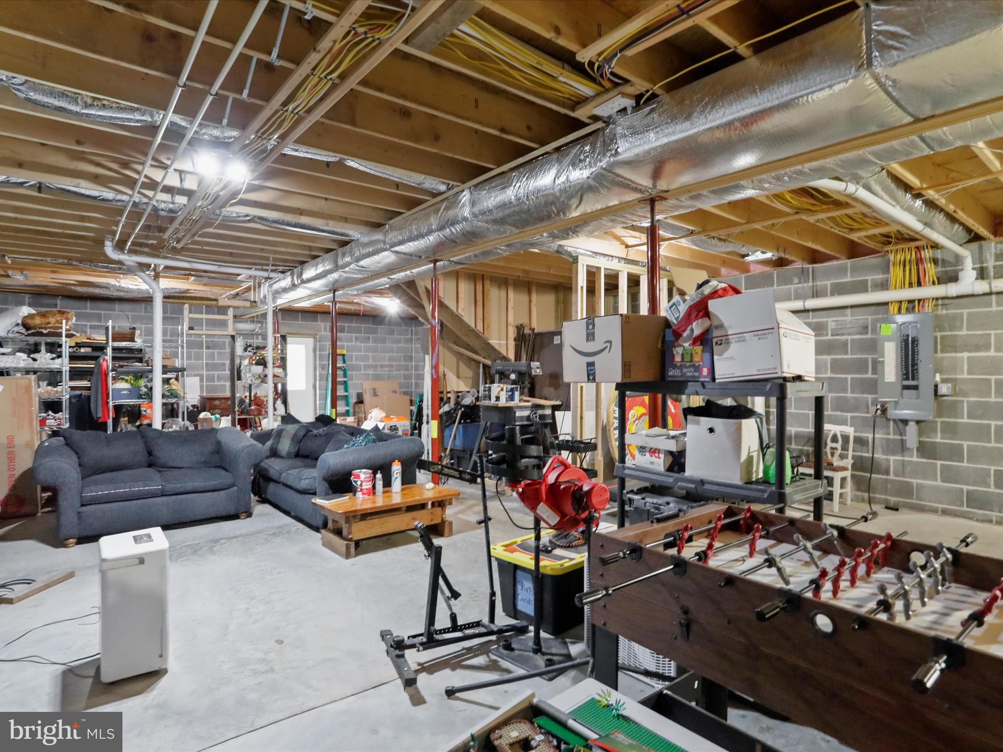 BRISTOL SPRINGS - Residential