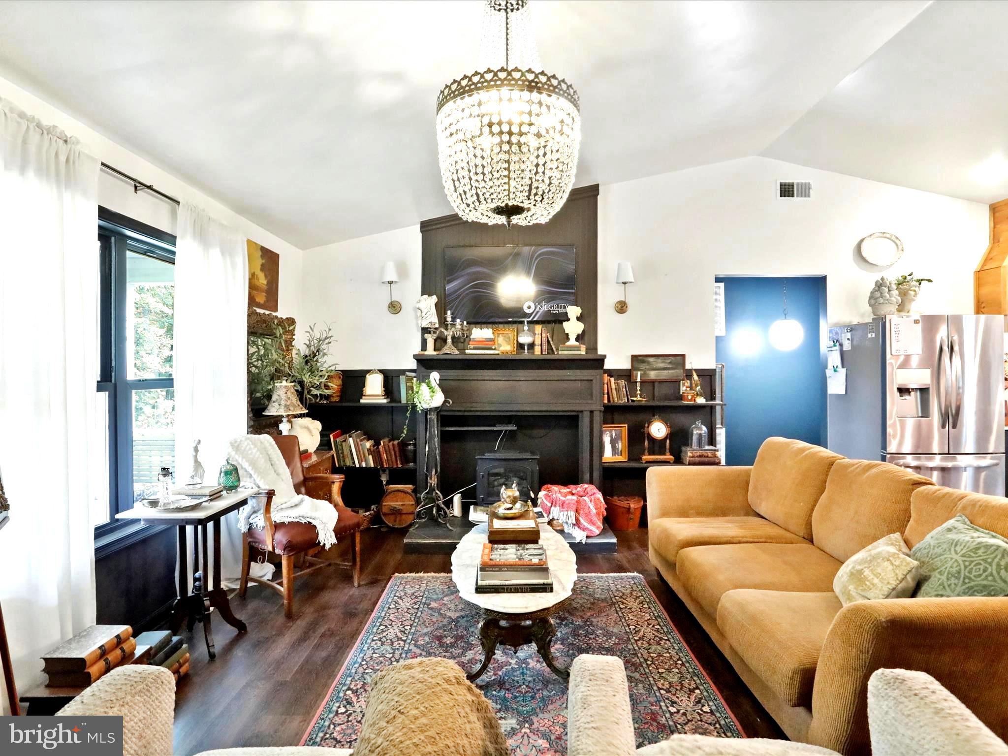 BRISTOL SPRINGS - Residential