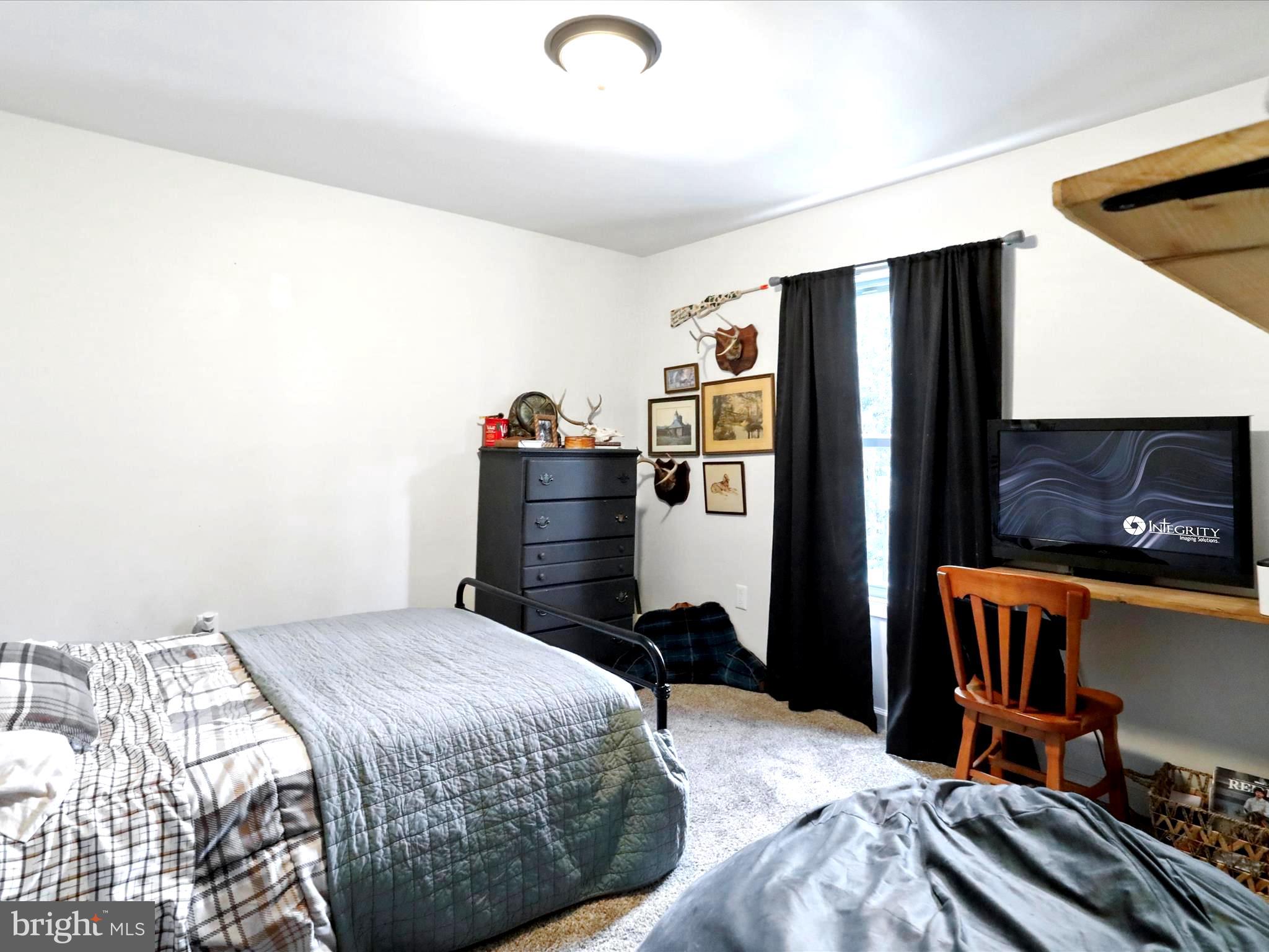 BRISTOL SPRINGS - Residential