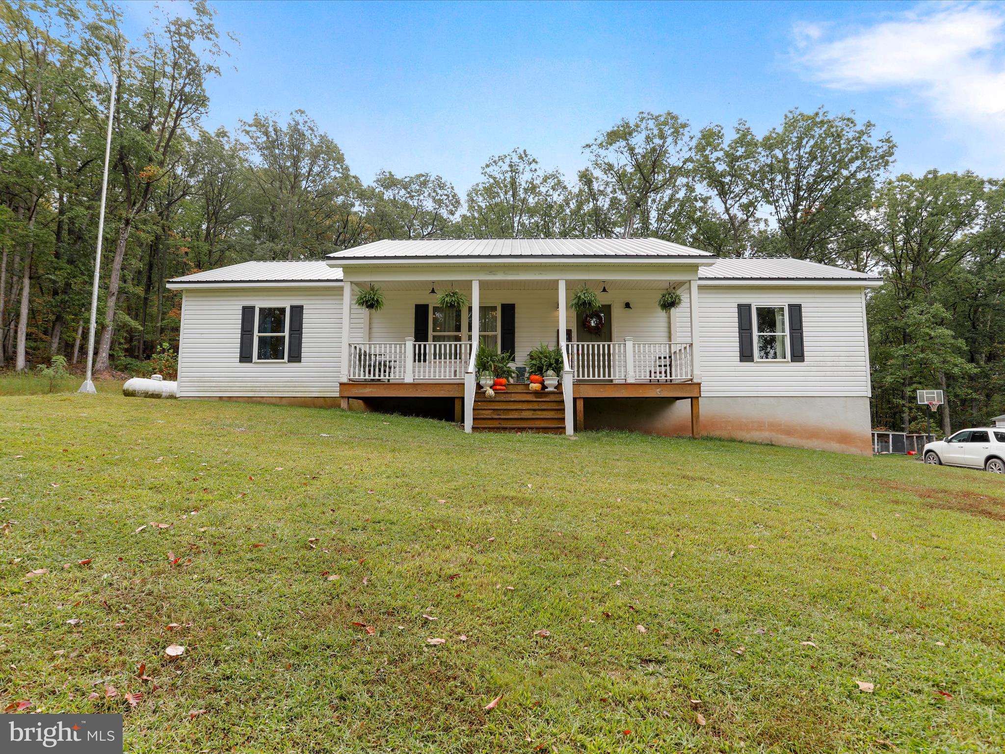 BRISTOL SPRINGS - Residential