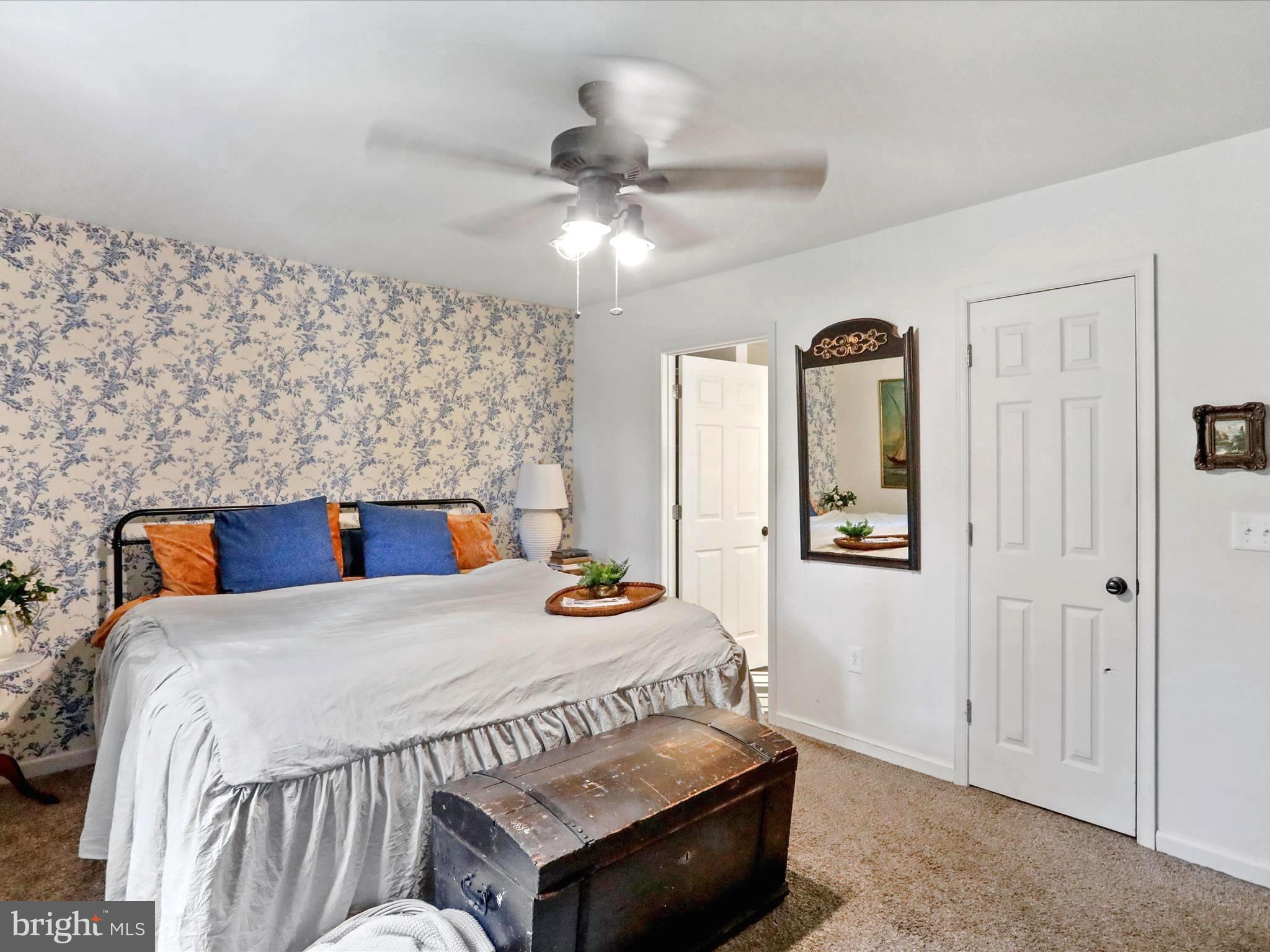 BRISTOL SPRINGS - Residential