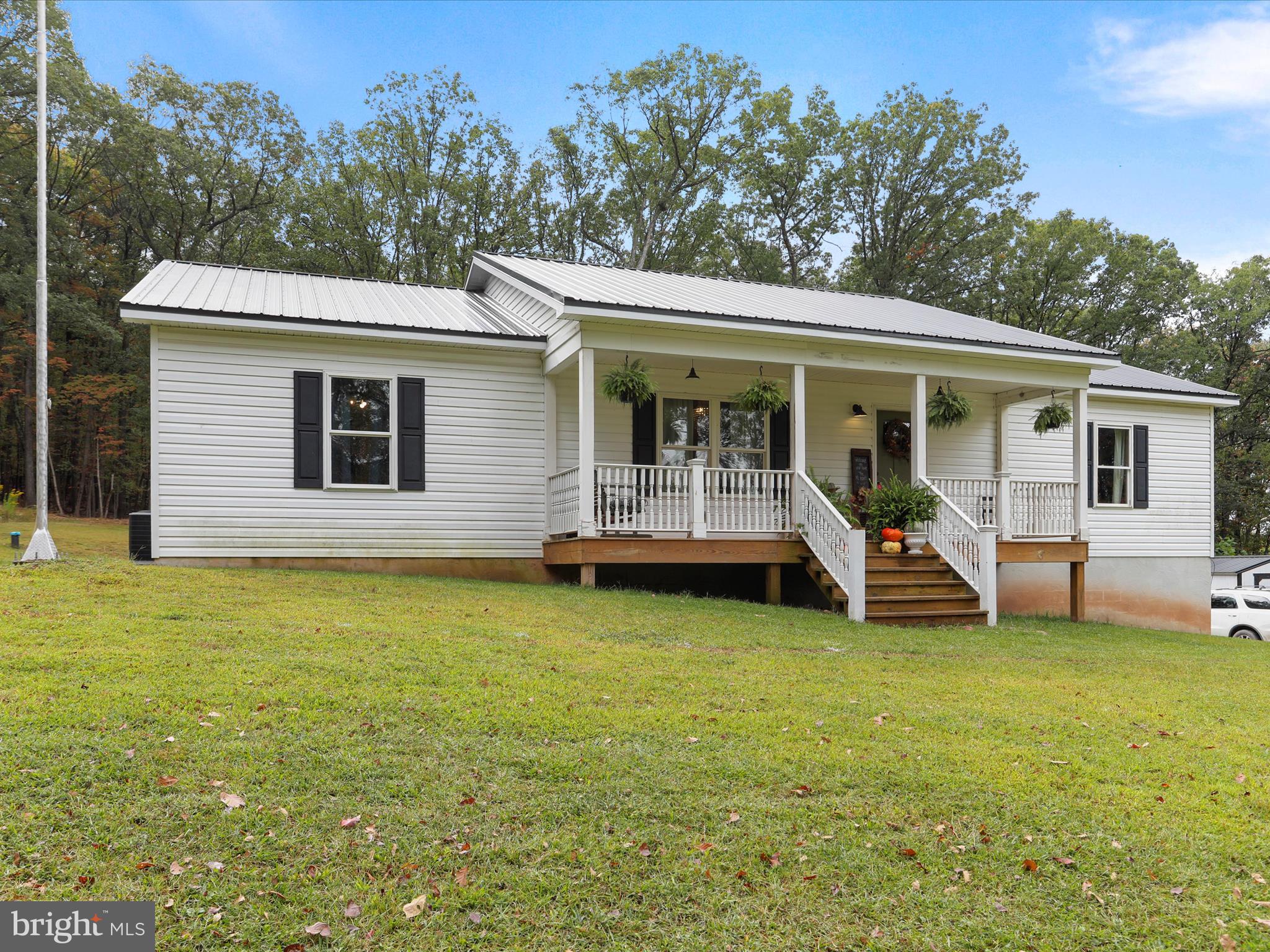 BRISTOL SPRINGS - Residential