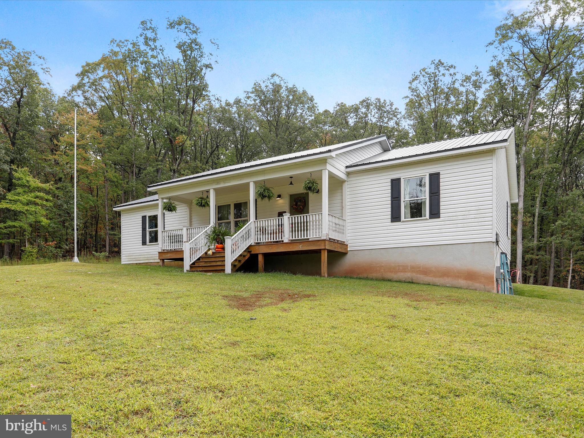 BRISTOL SPRINGS - Residential