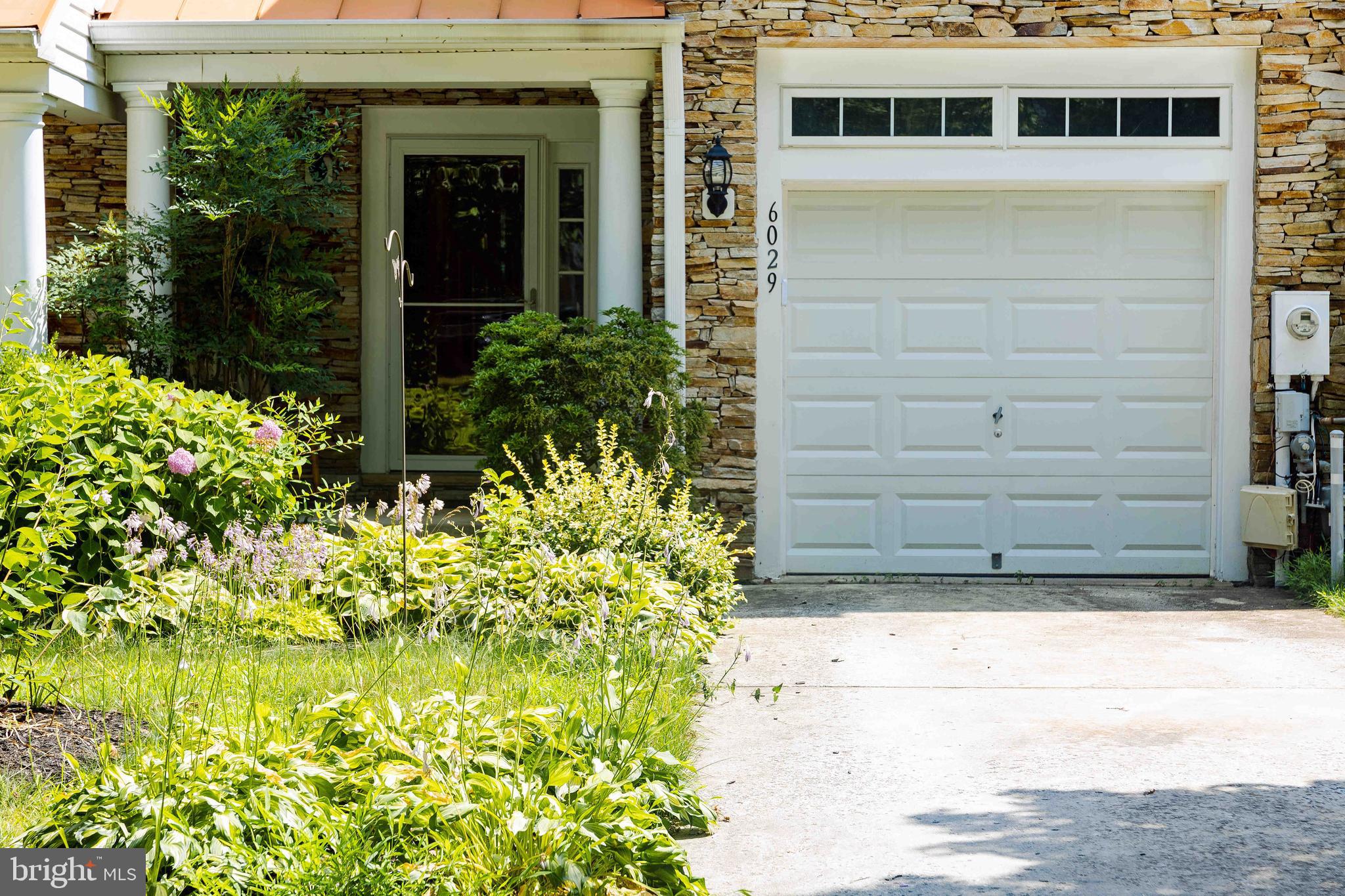 FIELDSTONE - Residential Lease