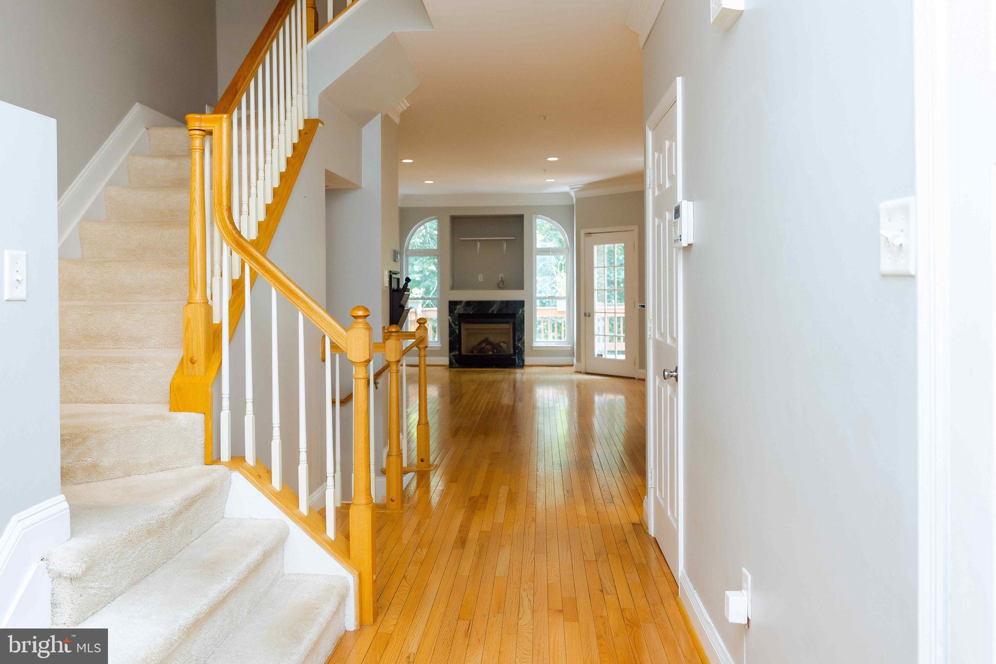 A luxurious sanctuary awaits you in this magnificent town home with all the bells and whistles.
Close to an array of shopping, major routes and great schools, this is not one to miss, 3 nice sized bedrooms and 2 bathrooms are on the upper level alongside a laundry area, there is a half bath on the main level with a full bathroom in the fully finished large basement for added convenience, Go take a tour before its gone!!!