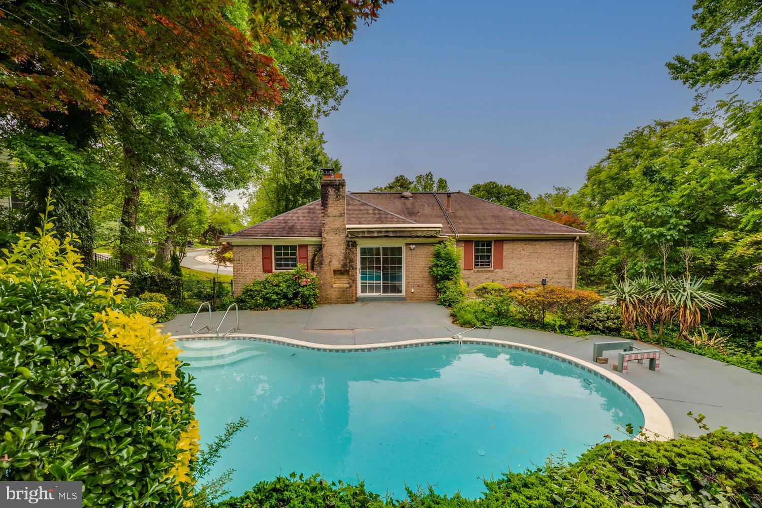 2108 WILKINSON PLACE