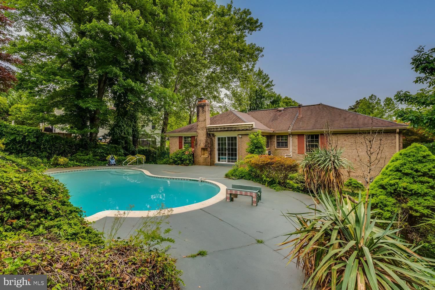 2108 WILKINSON PLACE