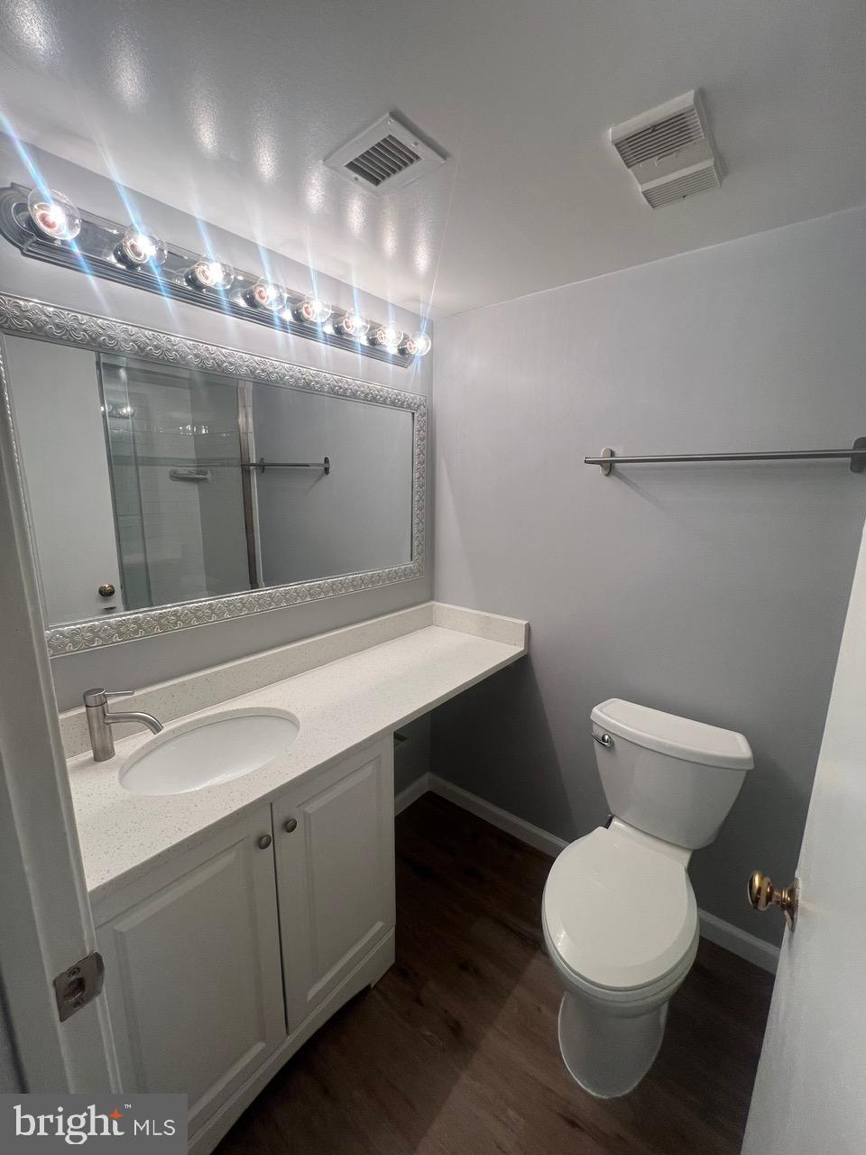 BURKE COVE - Residential