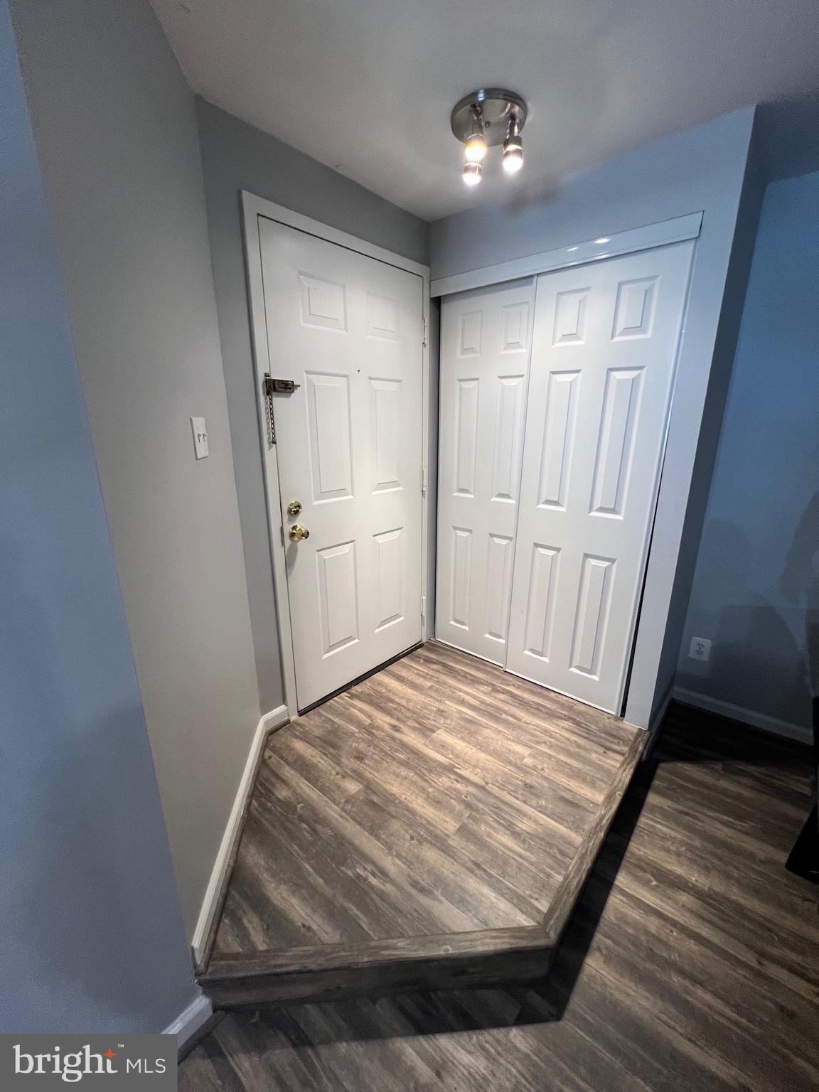 BURKE COVE - Residential