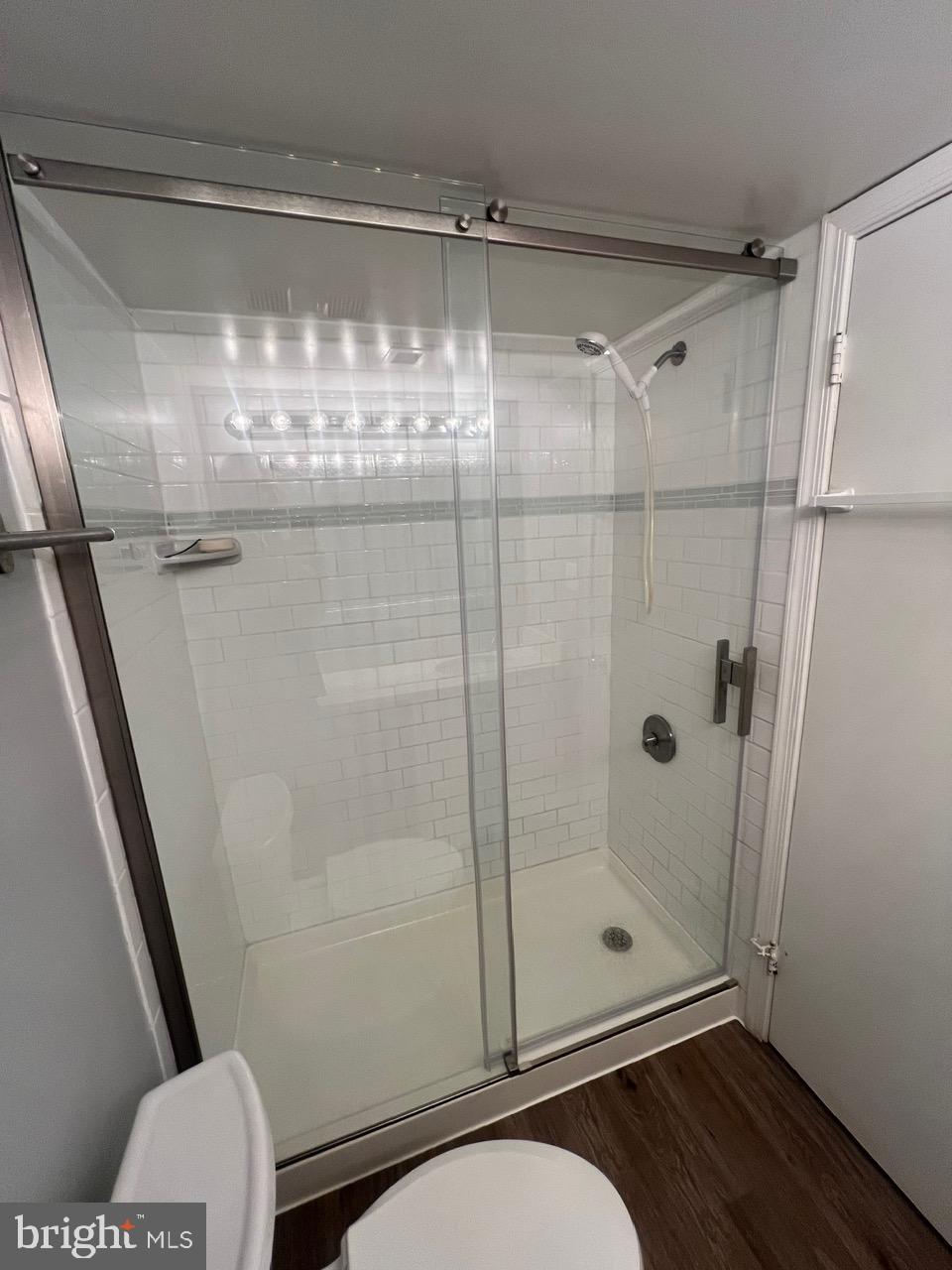 BURKE COVE - Residential