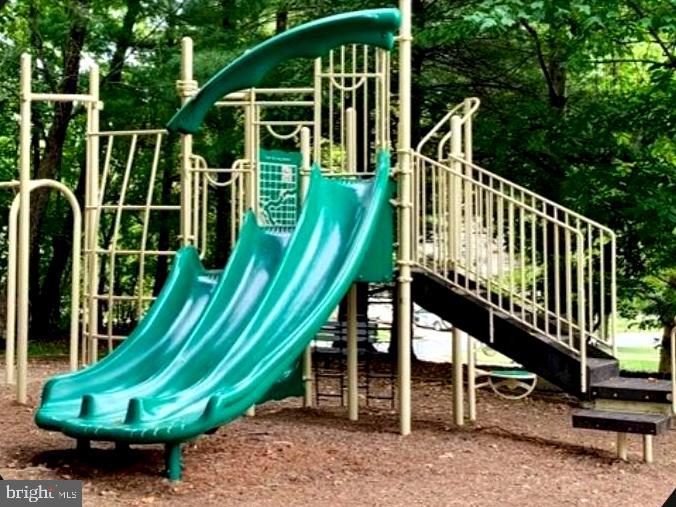 HALLOWELL - Residential