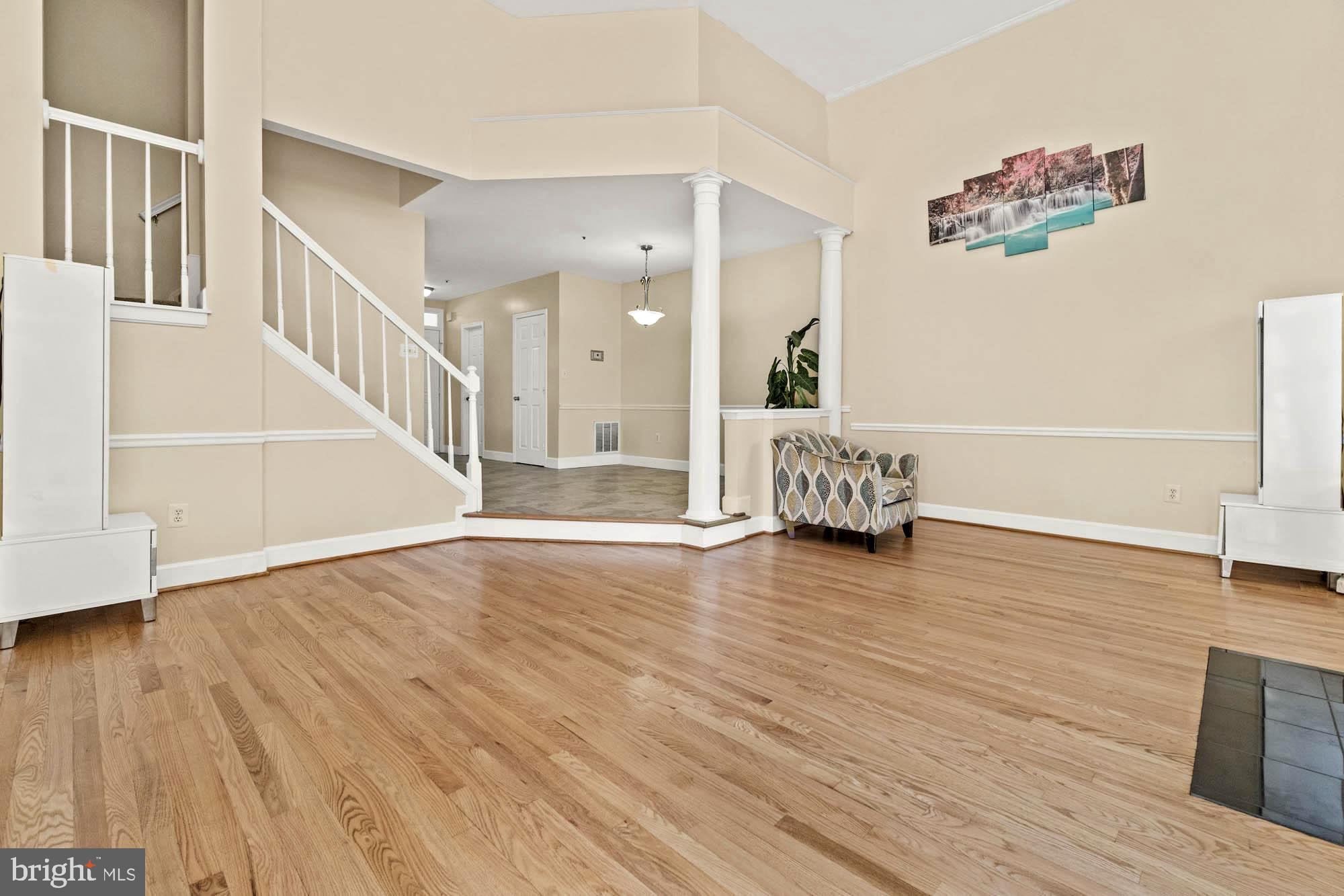 HALLOWELL - Residential