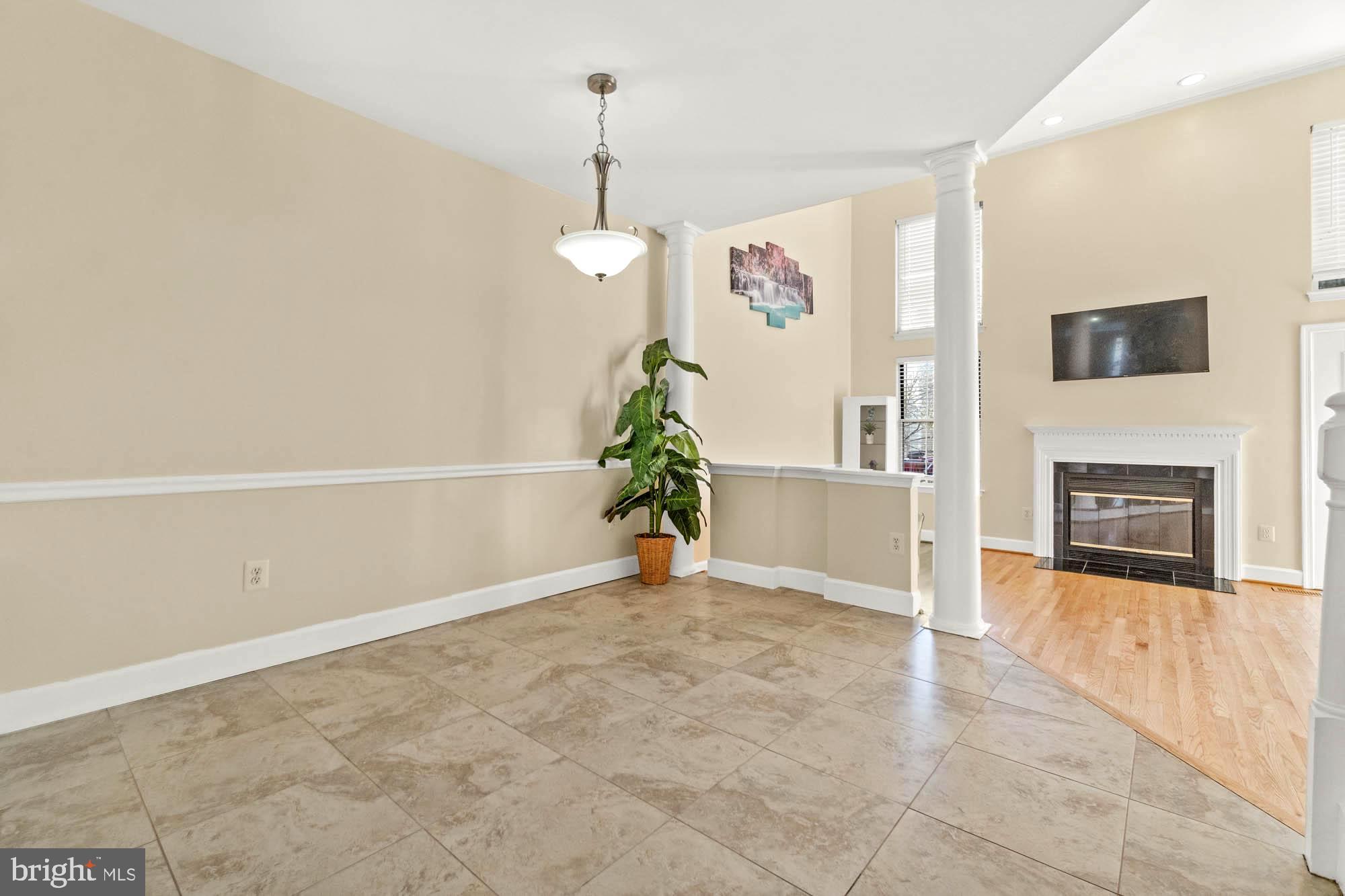 HALLOWELL - Residential