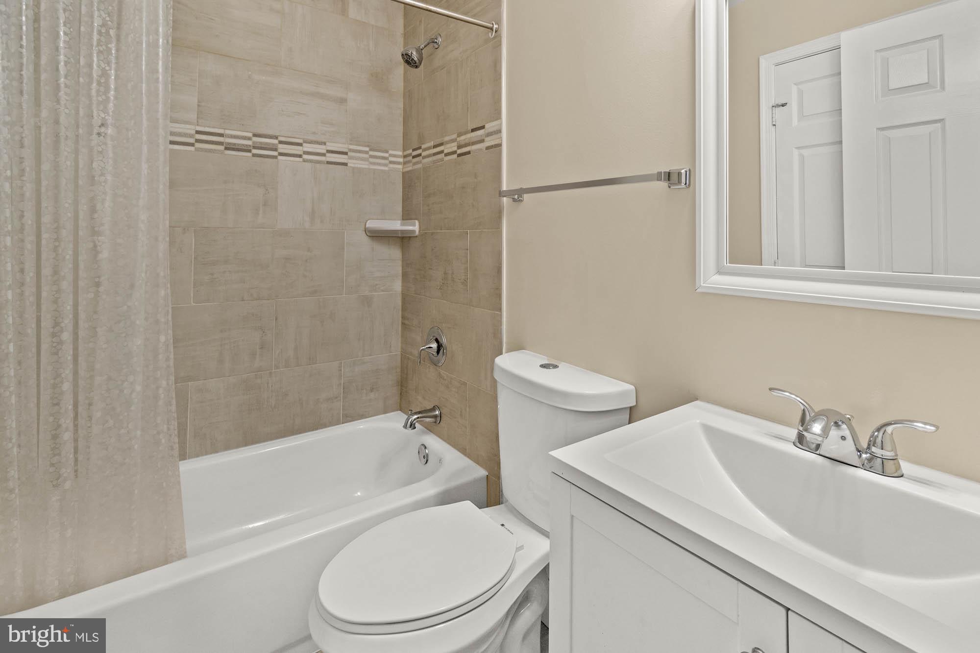 HALLOWELL - Residential