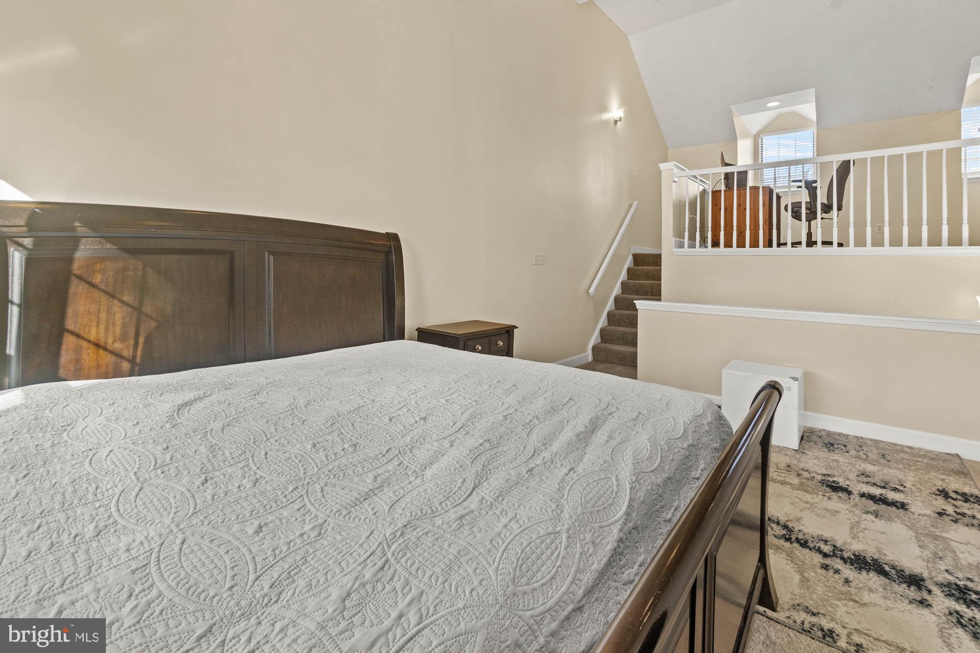 HALLOWELL - Residential