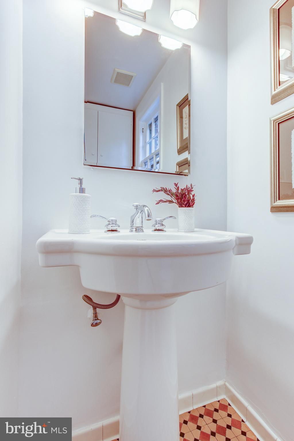 PINEHURST VILLAGE - Residential