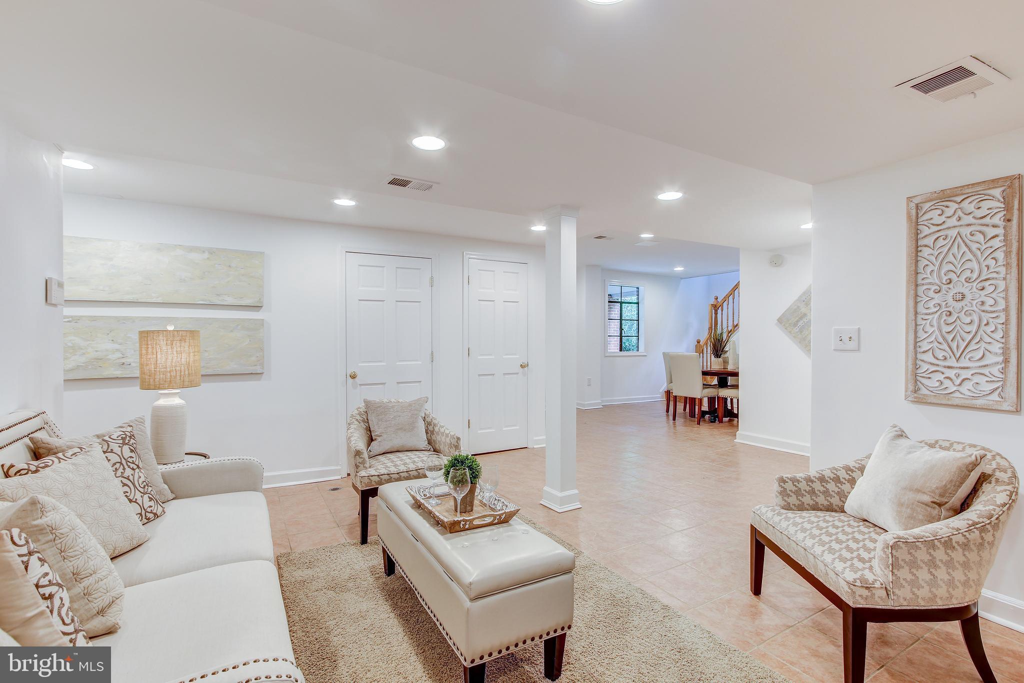 PINEHURST VILLAGE - Residential