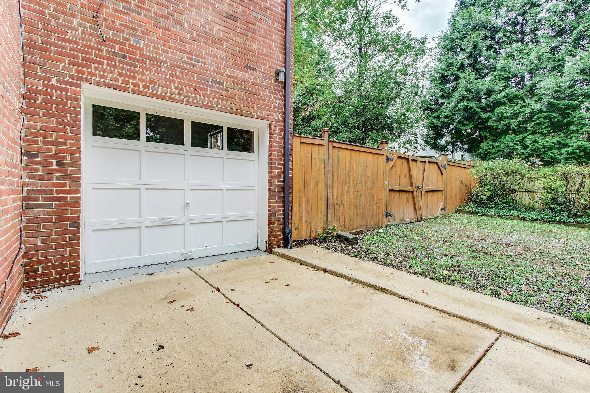 PINEHURST VILLAGE - Residential