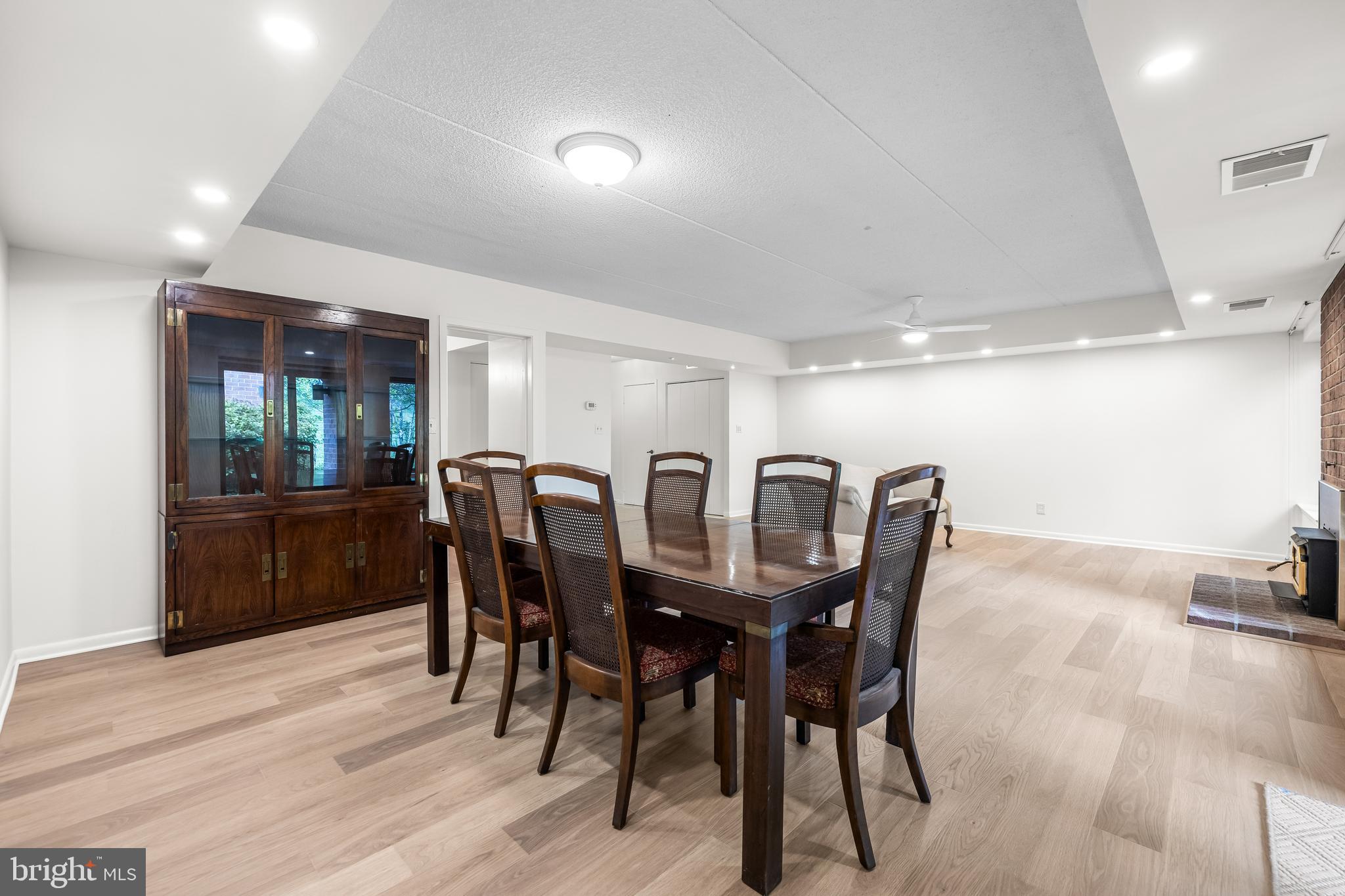 OAKHAMPTON - Residential