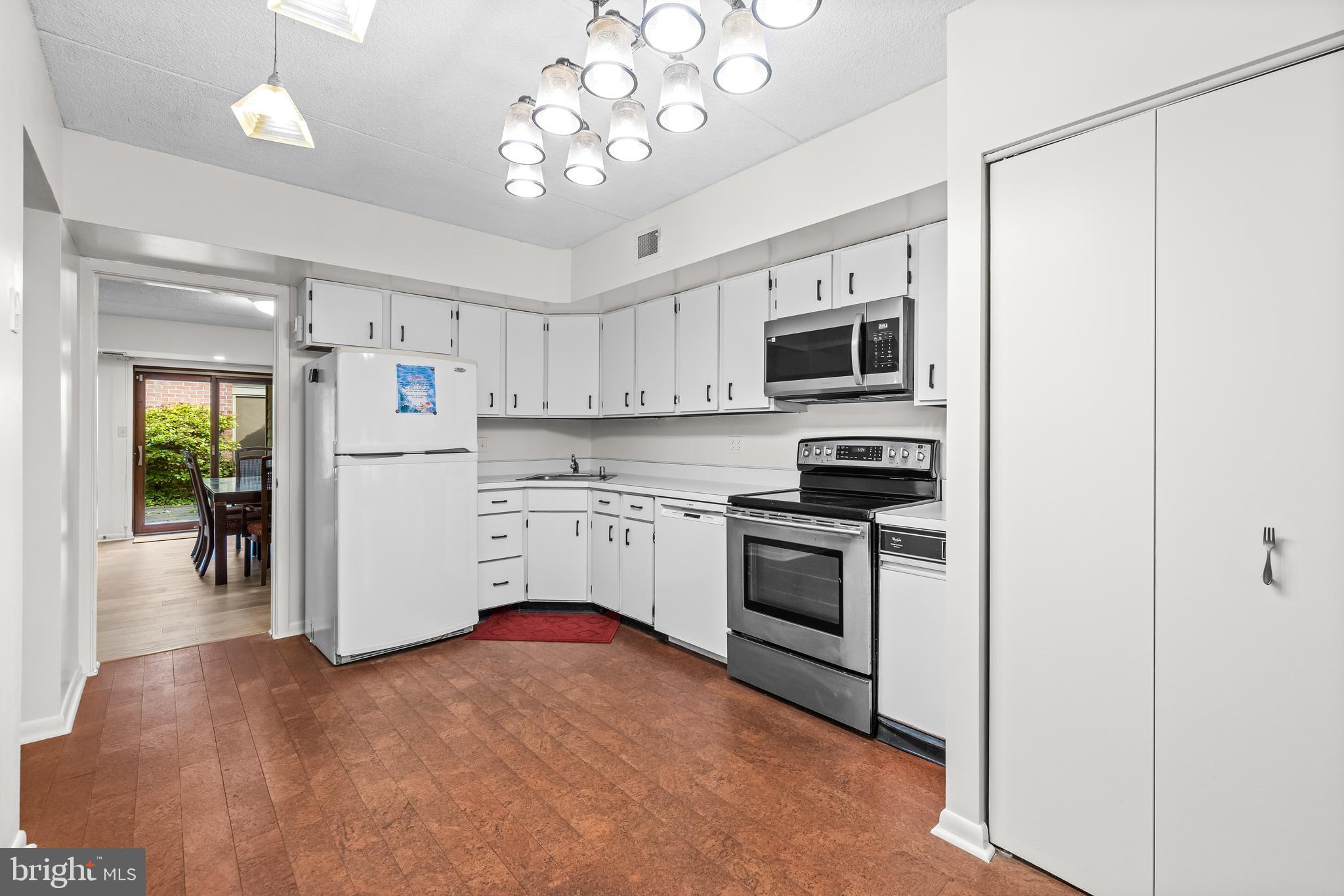 OAKHAMPTON - Residential