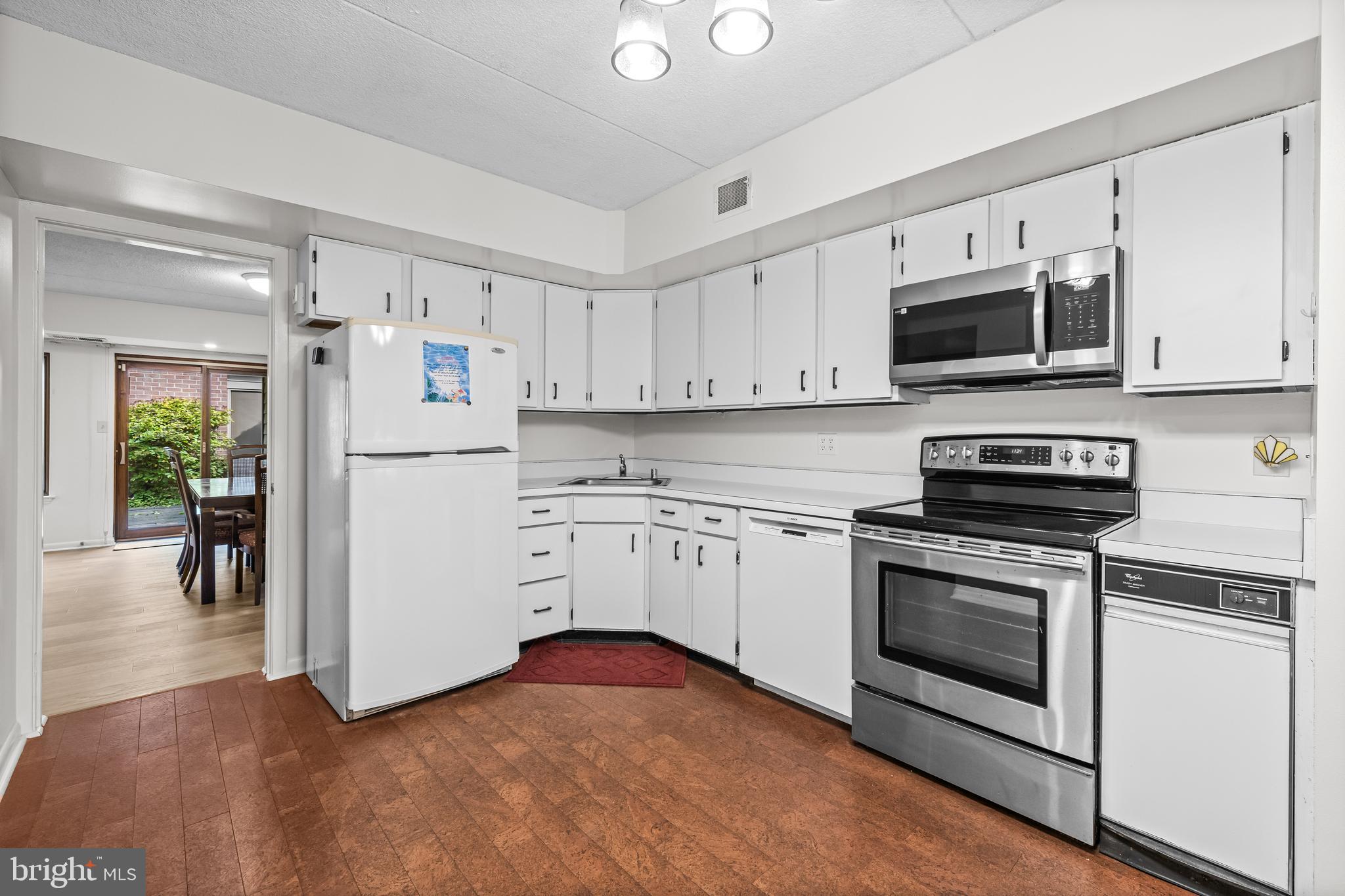 OAKHAMPTON - Residential