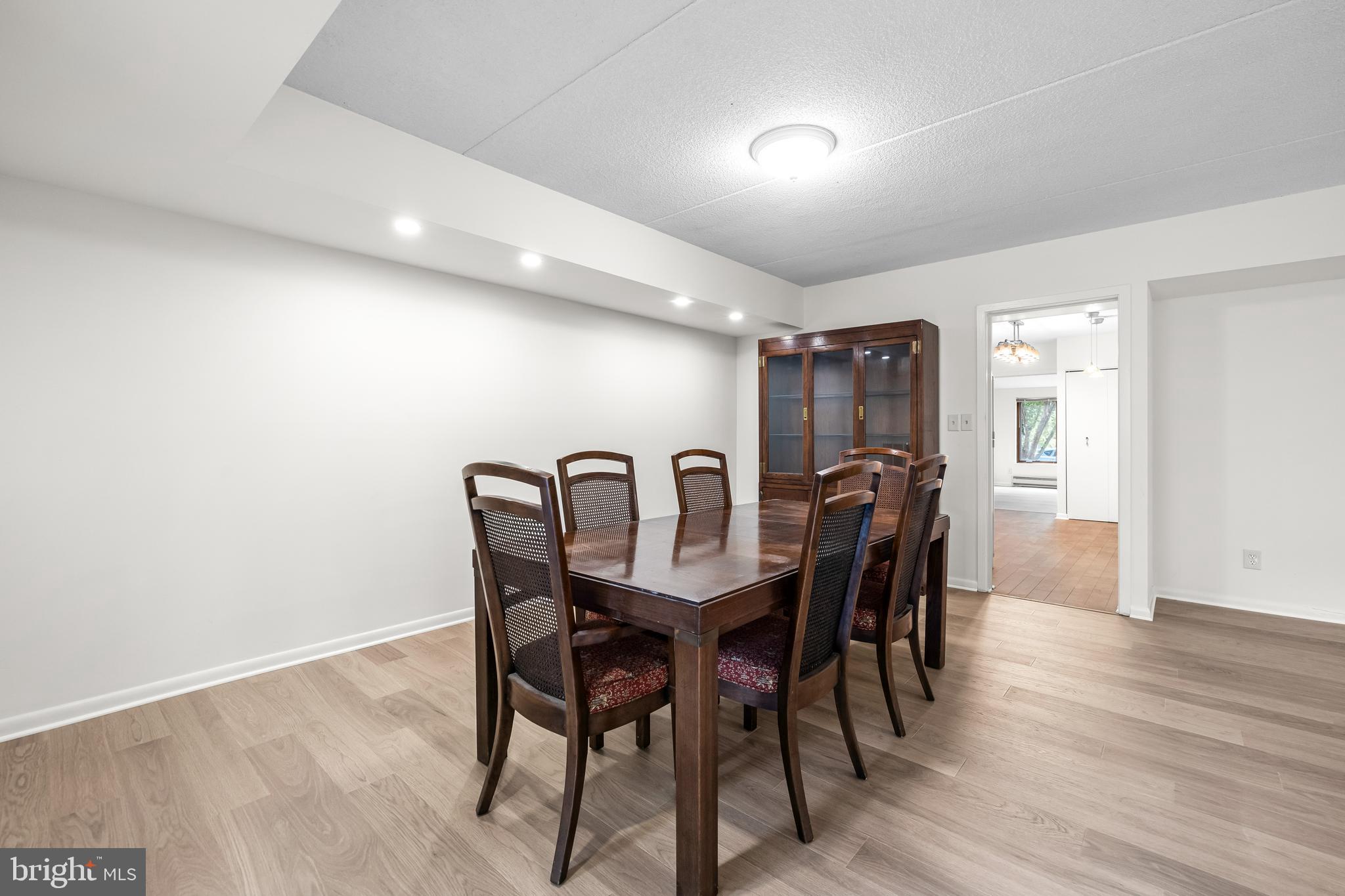 OAKHAMPTON - Residential