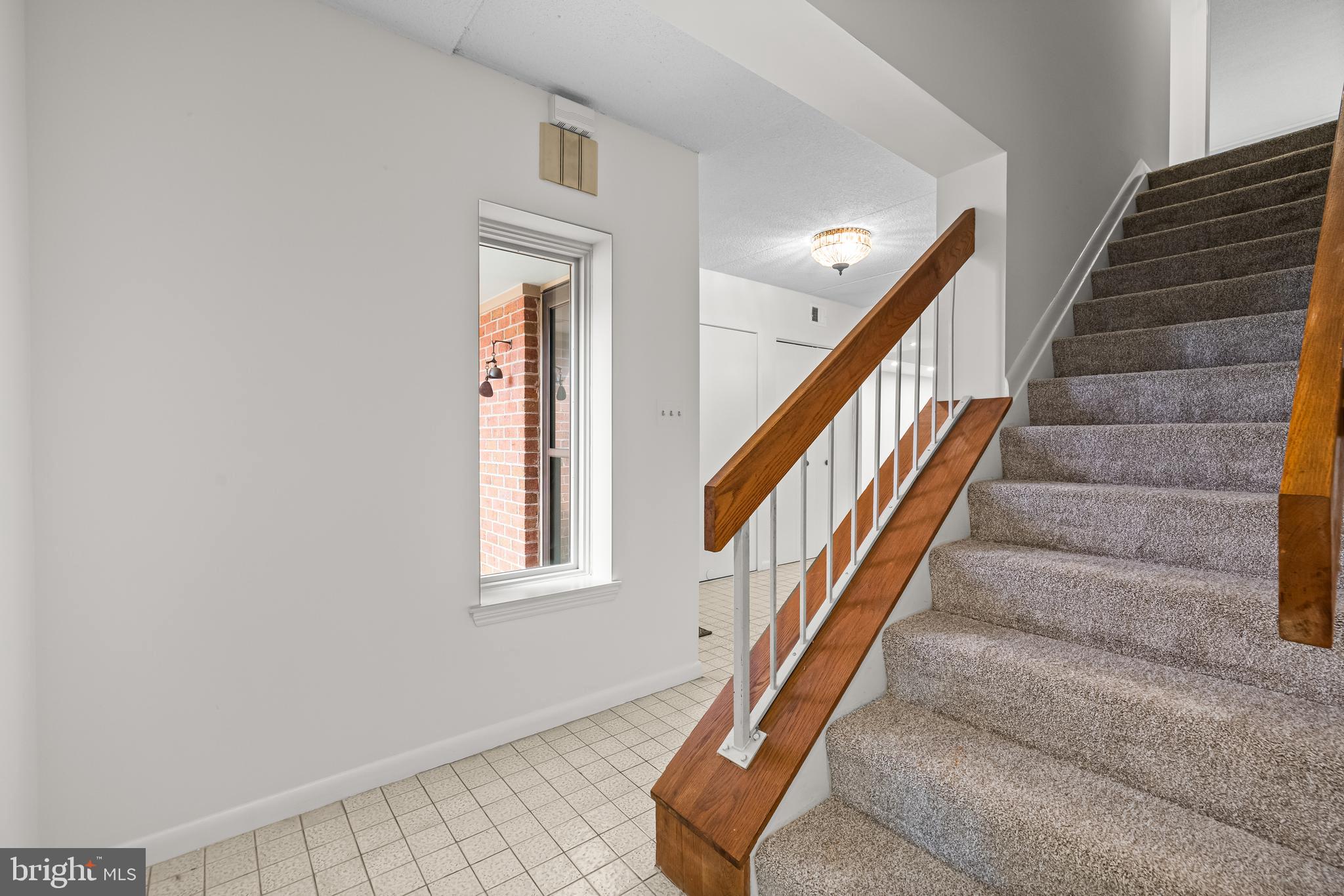 OAKHAMPTON - Residential