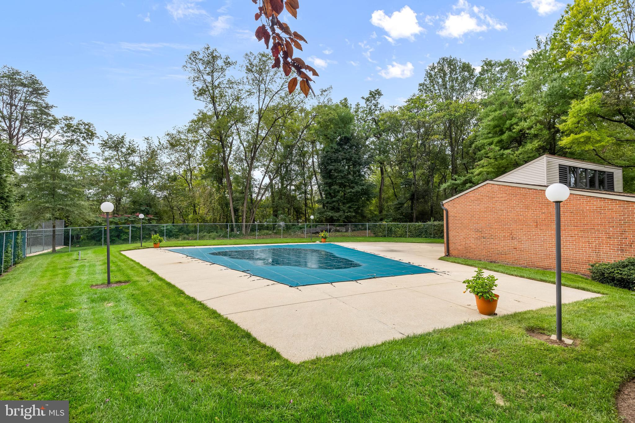 OAKHAMPTON - Residential